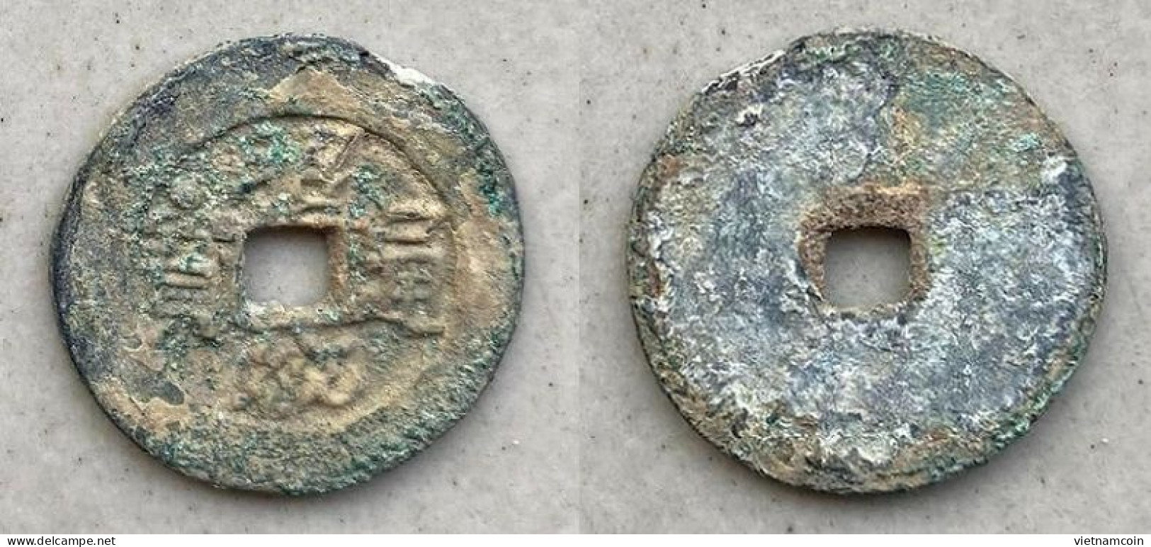 Ancient Annam Coin Chieu Thong Thong Bao (1787-1788) - Vietnam