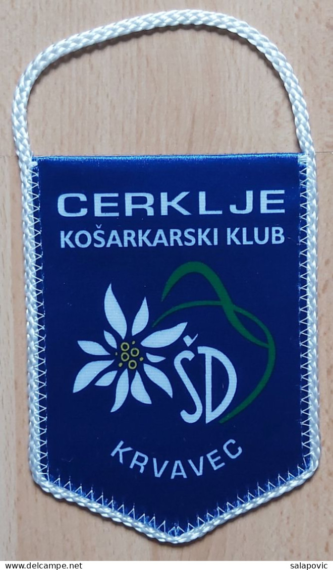 Cerklje Krvavec Slovenia Basketball Club PENNANT, SPORTS FLAG ZS 2/8 - Bekleidung, Souvenirs Und Sonstige