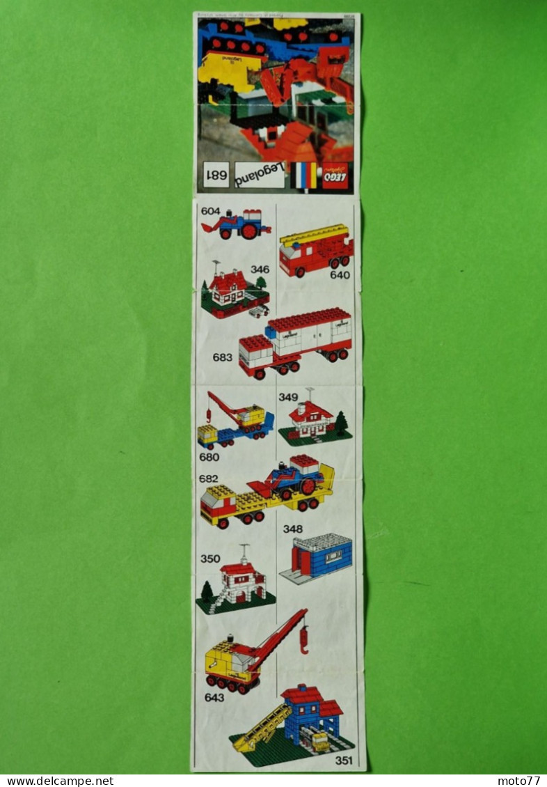 Lot ancien jeux de Construction LEGO 681 - CAMION PLATEAU-REMORQUE et PELLETEUSE - Document de montage - vers 1970
