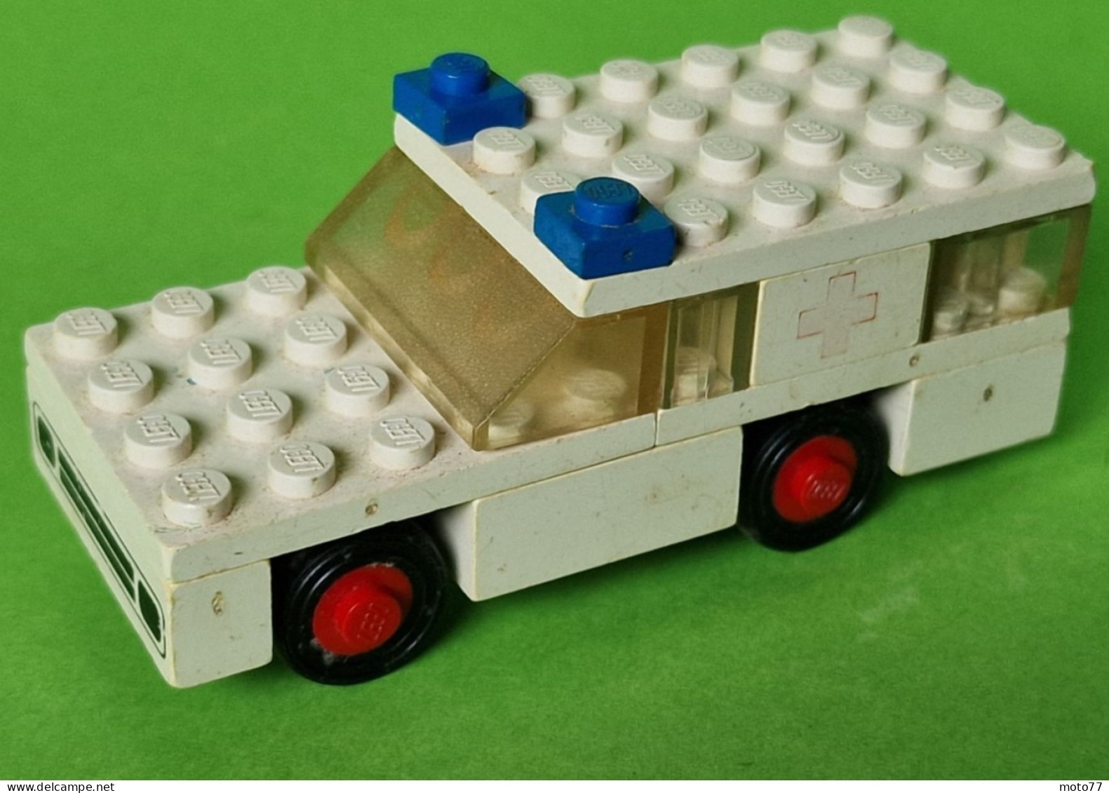 Lot Ancien Jeux De Construction LEGO 600 - VOITURE AMBULANCE (premier Lego Moderne) - Document De Montage - Vers 1970 - Lego System