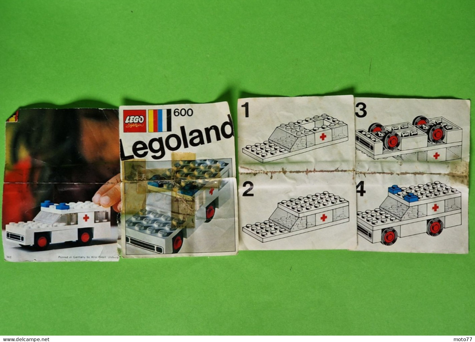 Lot ancien jeux de Construction LEGO 600 - VOITURE AMBULANCE (premier Lego moderne) - Document de montage - vers 1970