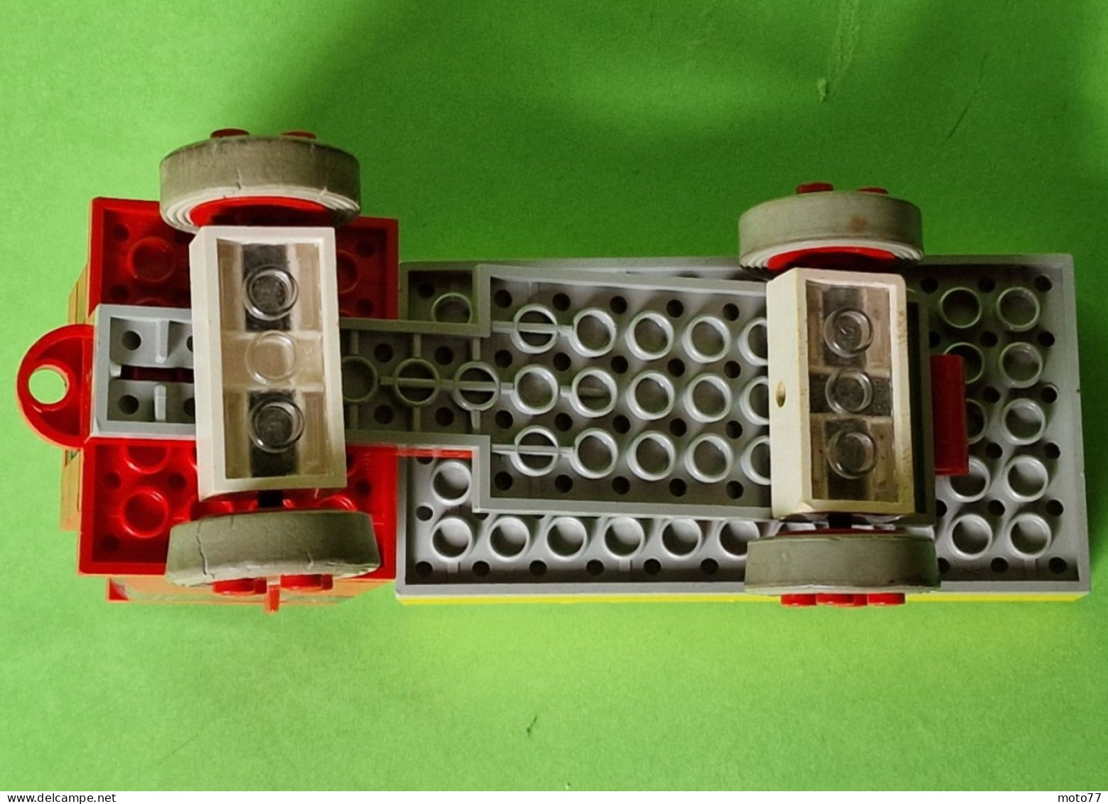 Lot ancien jeux de Construction LEGO 331 - CAMION BENNE de CHANTIER - Document de montage et boite - vers 1970