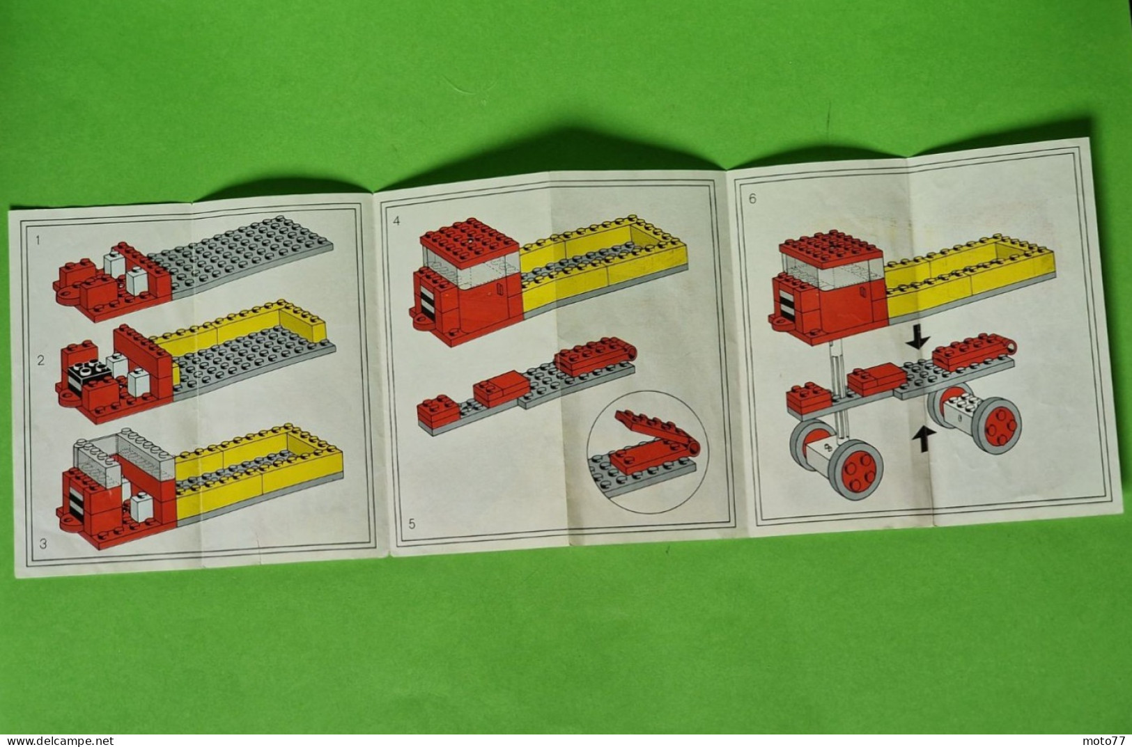 Lot ancien jeux de Construction LEGO 331 - CAMION BENNE de CHANTIER - Document de montage et boite - vers 1970