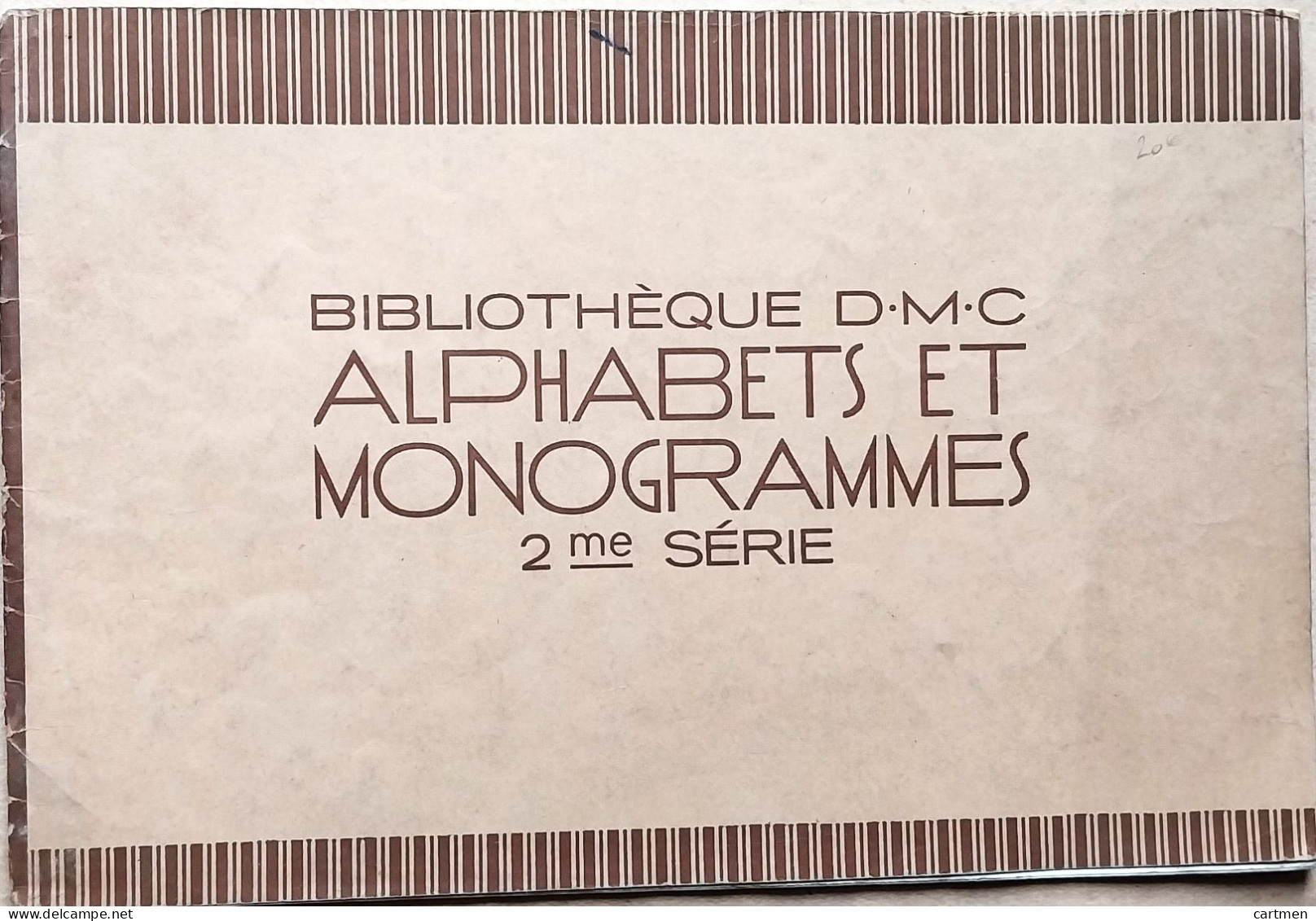 BRODERIE DENTELLE POINT DE CROIX  BIBLIOTHEQUE DMC DILLMONT BRODERIES ALPHABETS MONOGRAMMES  II ° SERIE  ALBUM ETAT NEUF - Punto De Cruz