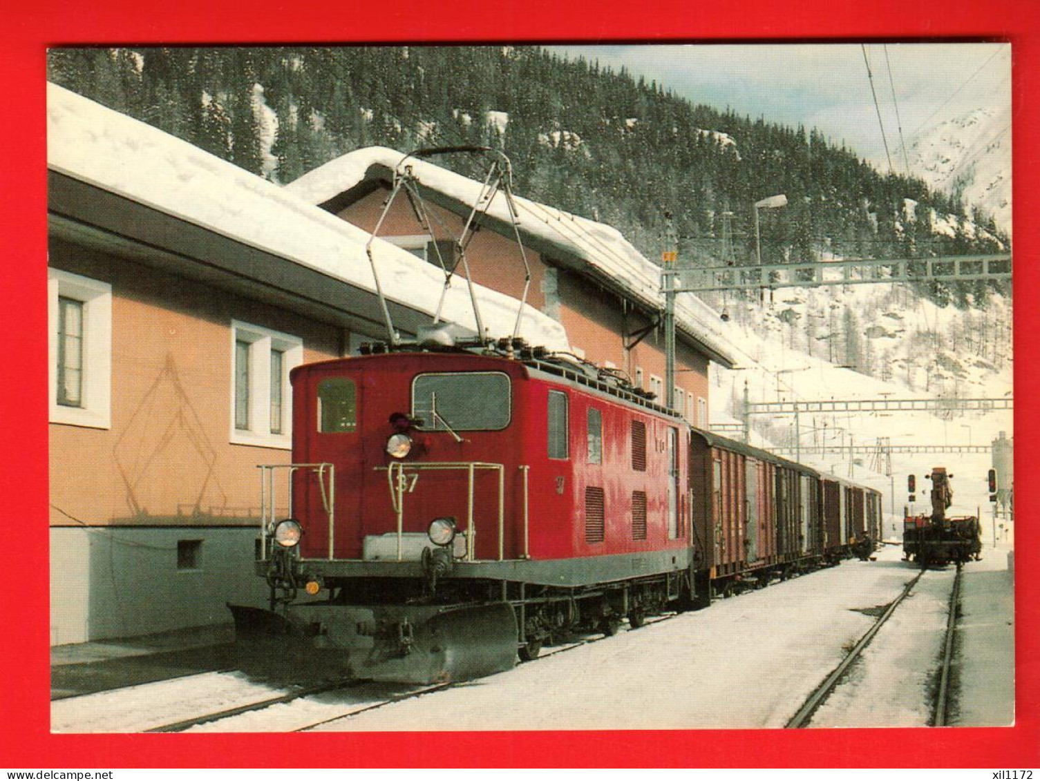 ZUY-26 Furkfa-Oberwald BAhn.  Güterzug In Oberwald.  GF NG - Oberwald