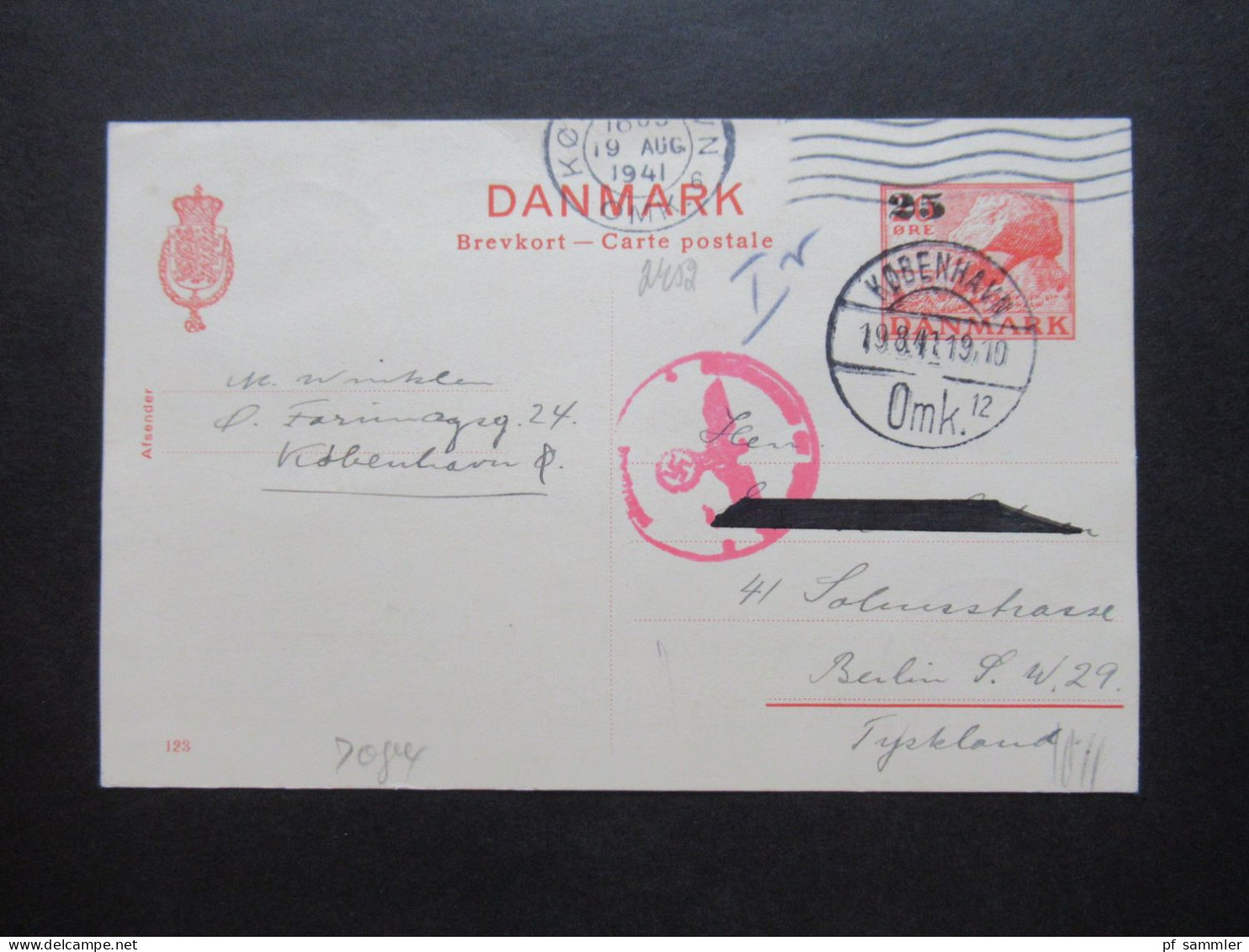 Dänemark 1941 Ganzsache Mit Aufdruck Und Zensur Der Wehrmacht / Roter Zensurstempel Kobenhavn Omk - Berlin - Storia Postale