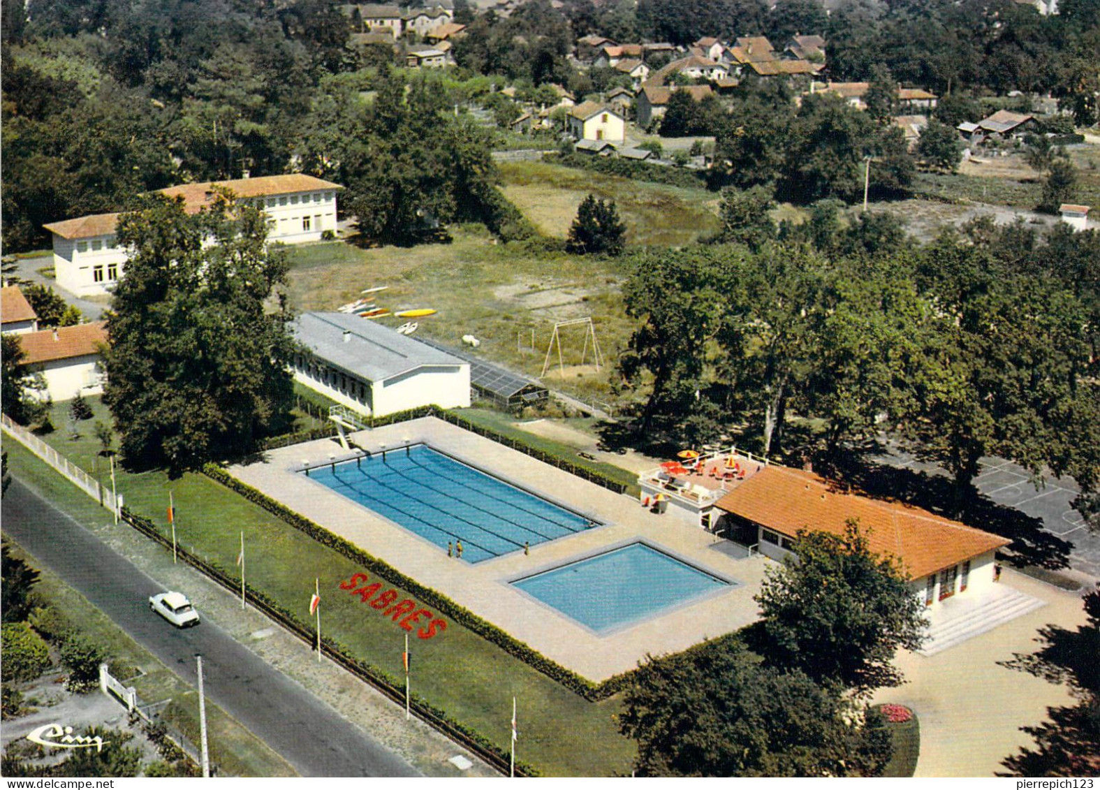 40 - Sabres - Vue Aérienne - La Piscine - Sabres