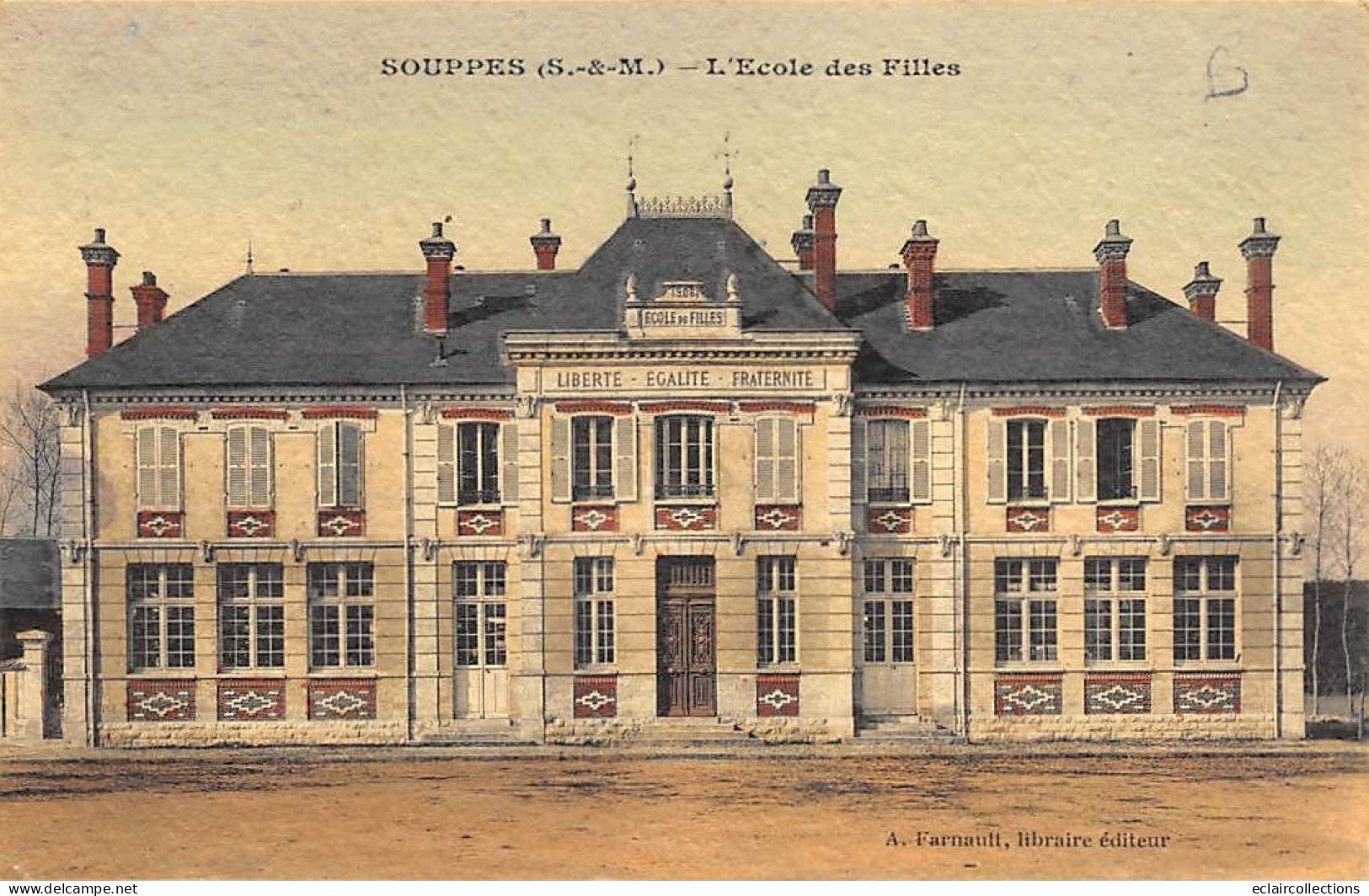 Souppes Sur Loing         77      Ecole Des Filles      (voir Scan) - Souppes Sur Loing