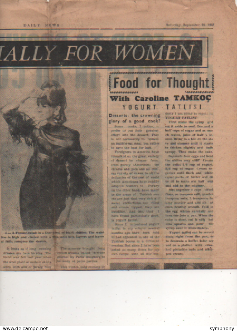 Page Du  Journal Daily News - Septembre 1963 -  Femme Fatale Dior - 2 Scans - - Alta Moda