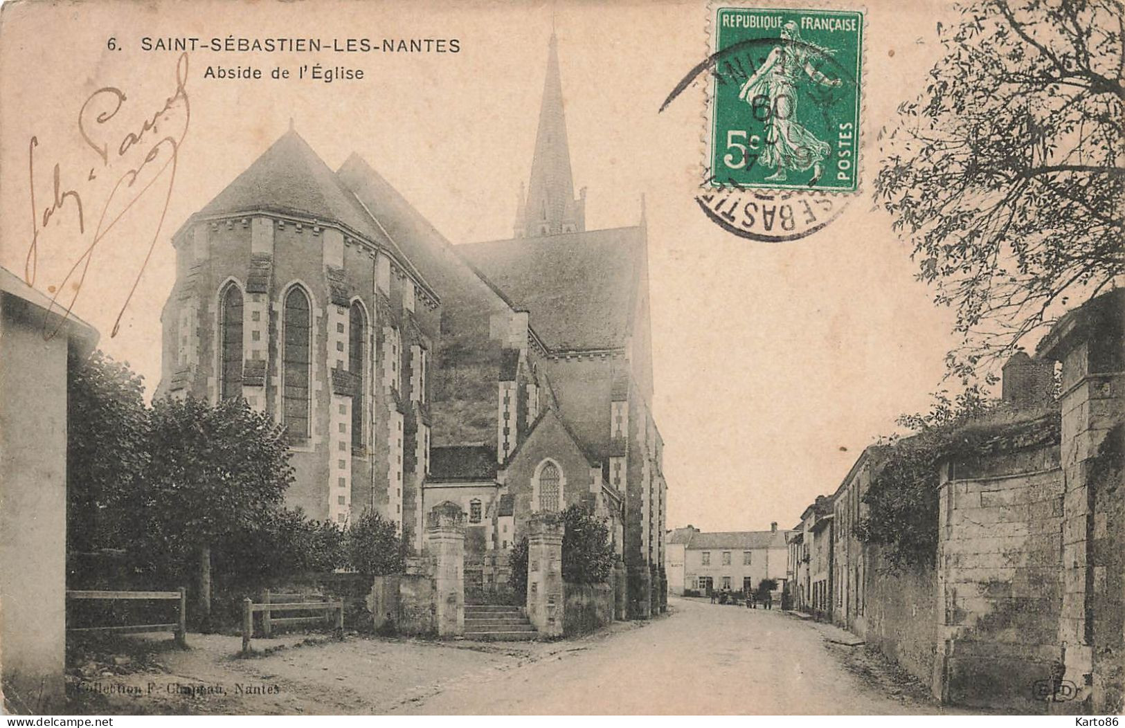 St Sébastien Les Nantes * Route Et Abside De L'église Du Village - Saint-Sébastien-sur-Loire