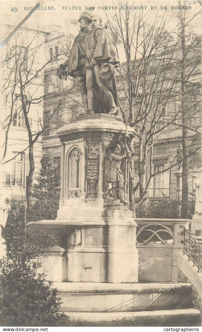Postcard Belgium Bruxelles Statue Des Comtes D'egmont Et De Hornes - Panoramische Zichten, Meerdere Zichten