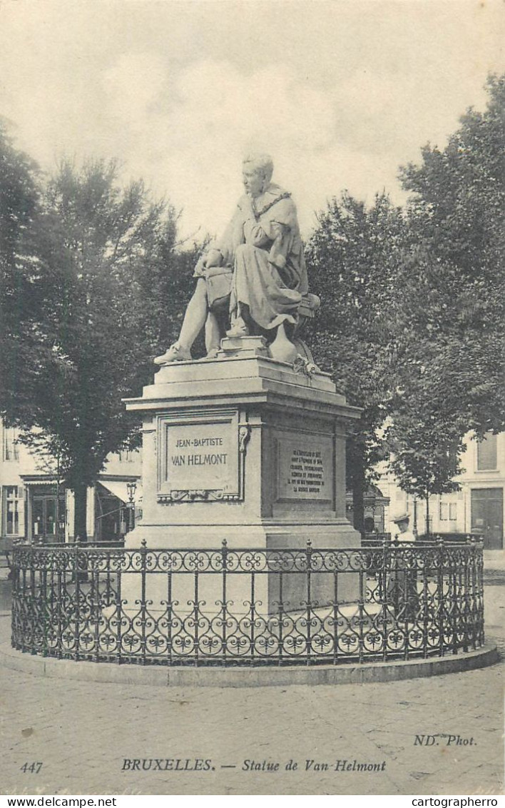 Postcard Belgium Bruxelles Statue De Van Helmont - Panoramische Zichten, Meerdere Zichten