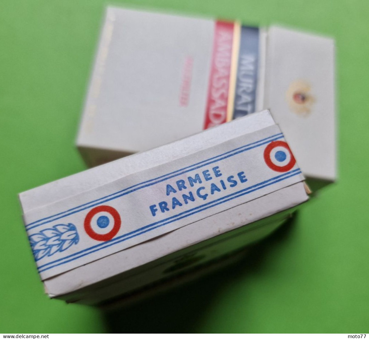 Lot 3 Anciens PAQUETS de CIGARETTES vide - MURATTI - un paquet de l'armée Française - vers 1980