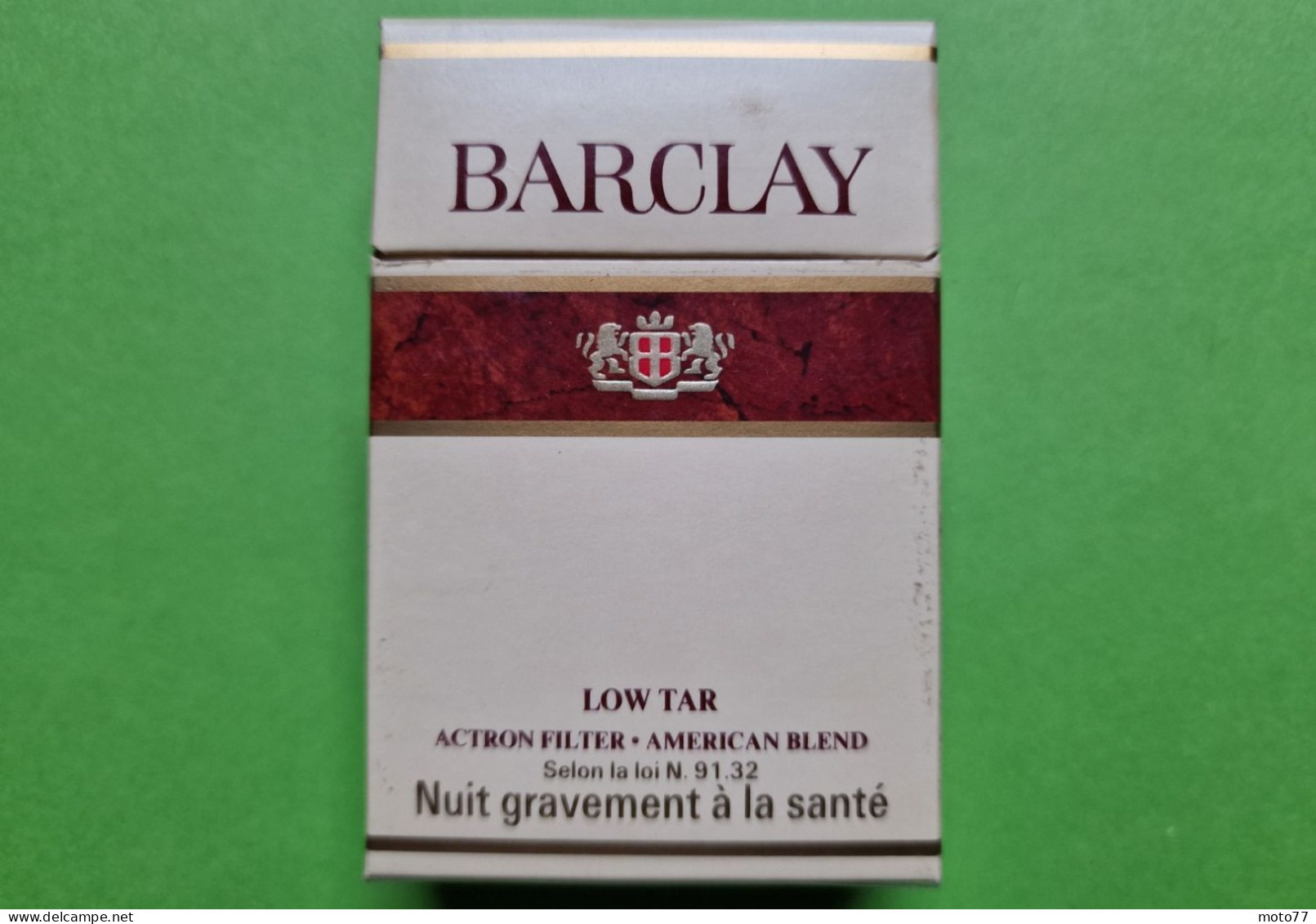 Ancien PAQUET De CIGARETTES Vide - BARCLAY - Vers 1980 - Etuis à Cigarettes Vides