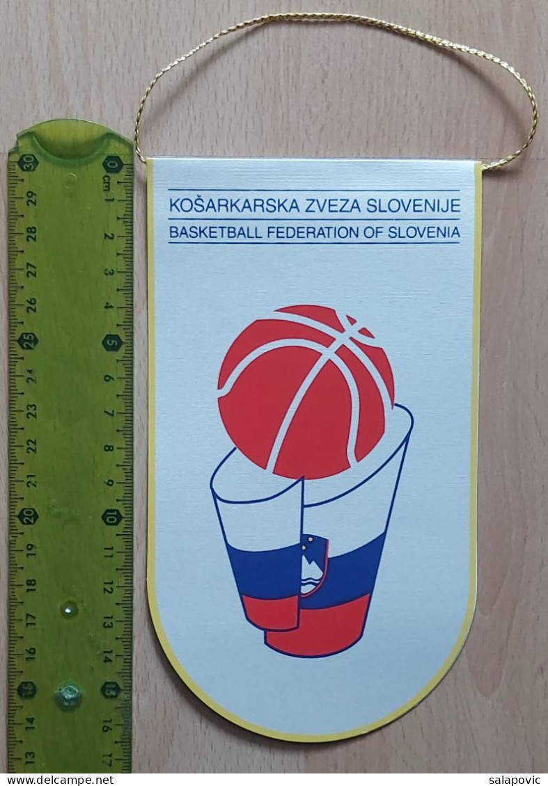 Basketball Federation Of Slovenia Košarkaška Zveza Savez Slovenija PENNANT, SPORTS FLAG ZS 2/12 - Habillement, Souvenirs & Autres