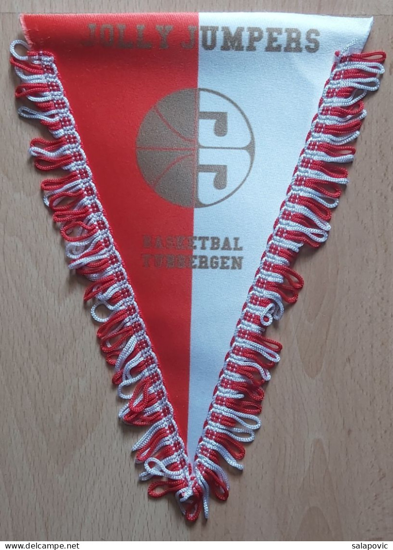 Jolly Jumpers Netherlands Basketball Club PENNANT, SPORTS FLAG ZS 2/12 - Kleding, Souvenirs & Andere