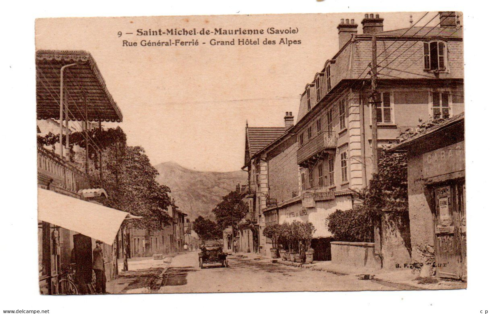 Saint  Michel   De Maurienne - Rue Generale Ferrié - Grand Hotel Des Alpes   - CPA°J - Saint Michel De Maurienne