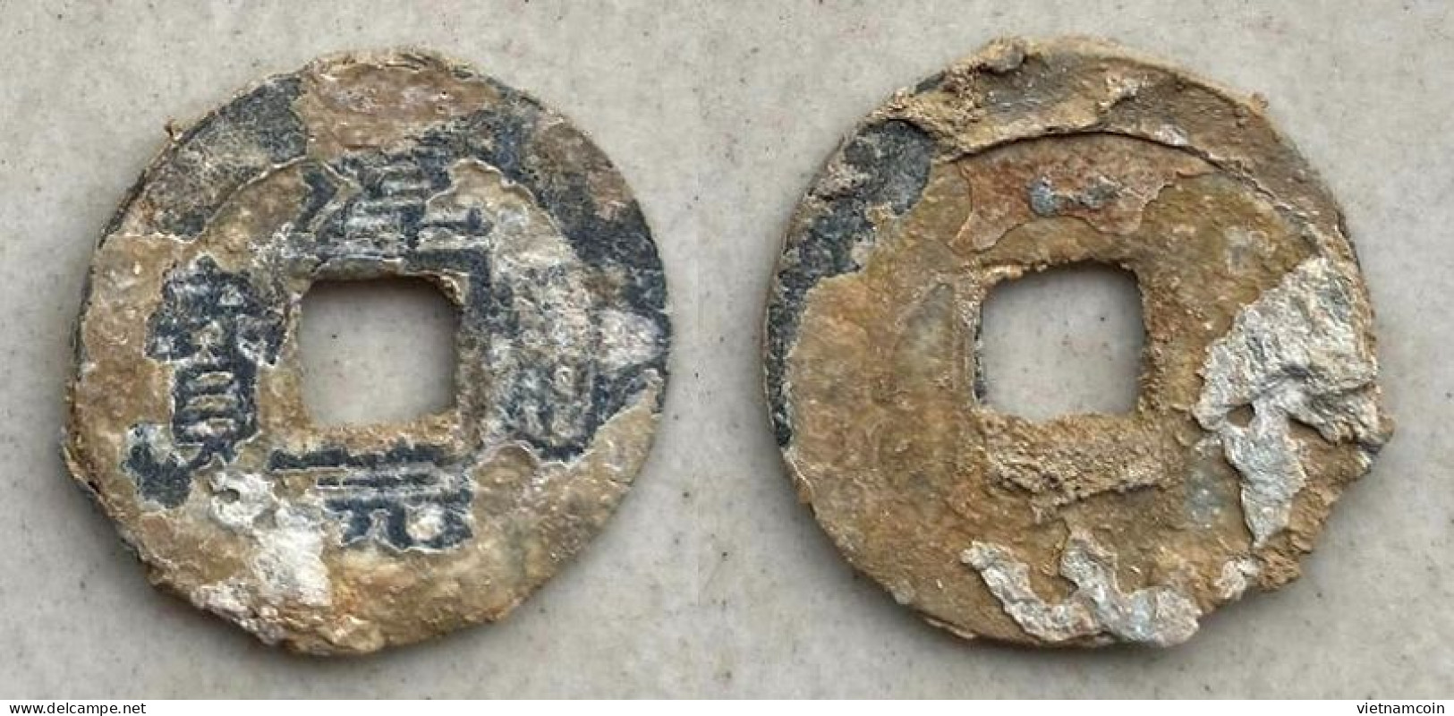 Ancient Annam Coin  Thuan Nguyen Thong Bao (zinc Coin) THE NGUYEN LORDS (1558-1778) - Viêt-Nam