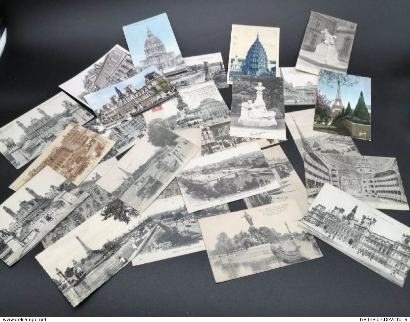 France - Paris - Lot de + de 330 cartes sur le thème de Paris - Carte Postale Ancienne / Semi-moderne / moderne