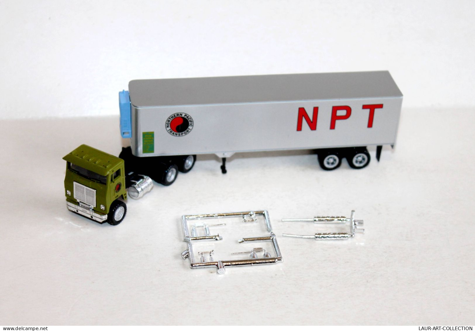 CAMION POIDS LOURD 1/87 NPT NORTHERN PACIFIC TRANSPORT, TRACTEUR + SEMI REMORQUE - AUTOMOBILE MINIATURE (1712.15) - Echelle 1:87