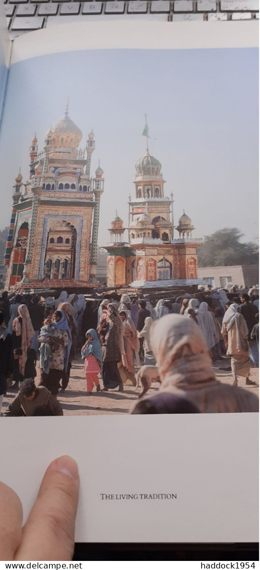 LAHORE the city within SAMINA QURAESHI concept media 1988