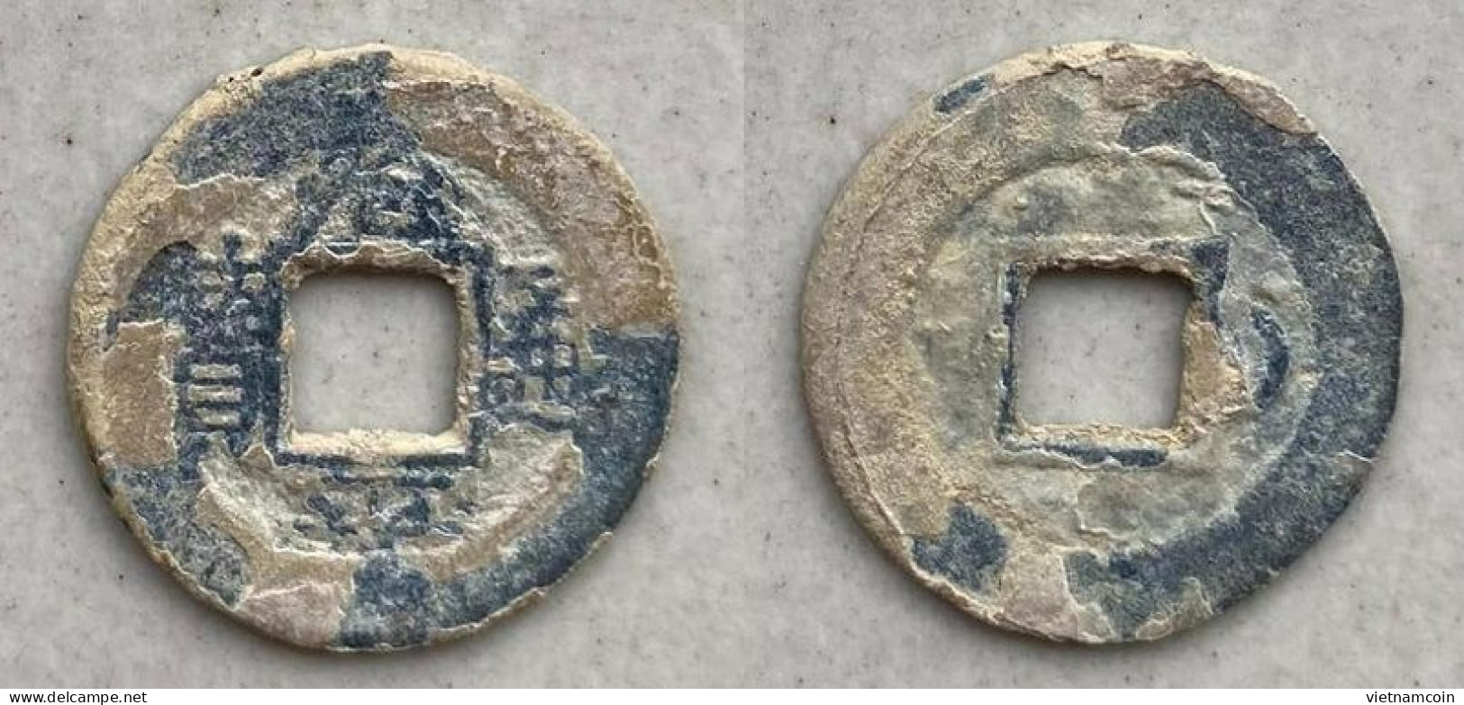 Ancient Annam Coin Tri Binh Thong Bao (zinc Coin) THE  NGUYEN LORDS (1558-1778) - Viêt-Nam