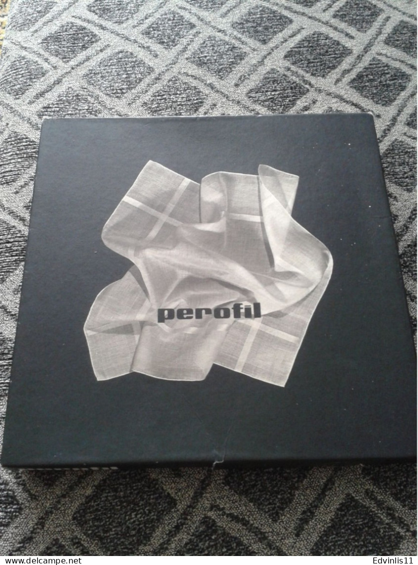 Perofil Italy 10 New Handkerchiefs With Box - Handkerchiefs