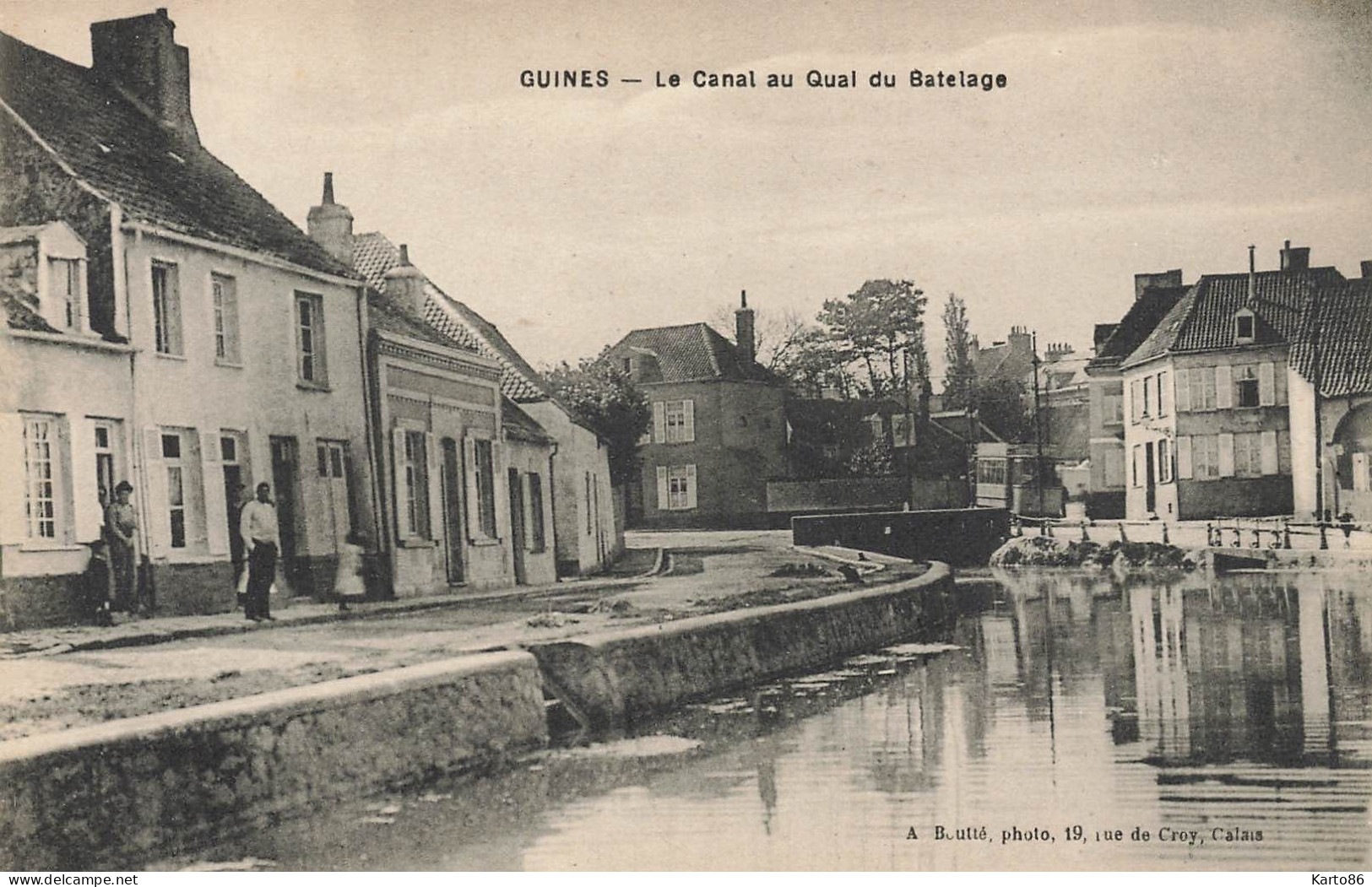 Guines * Le Canal Au Quai De Batelage * Villageois - Guines