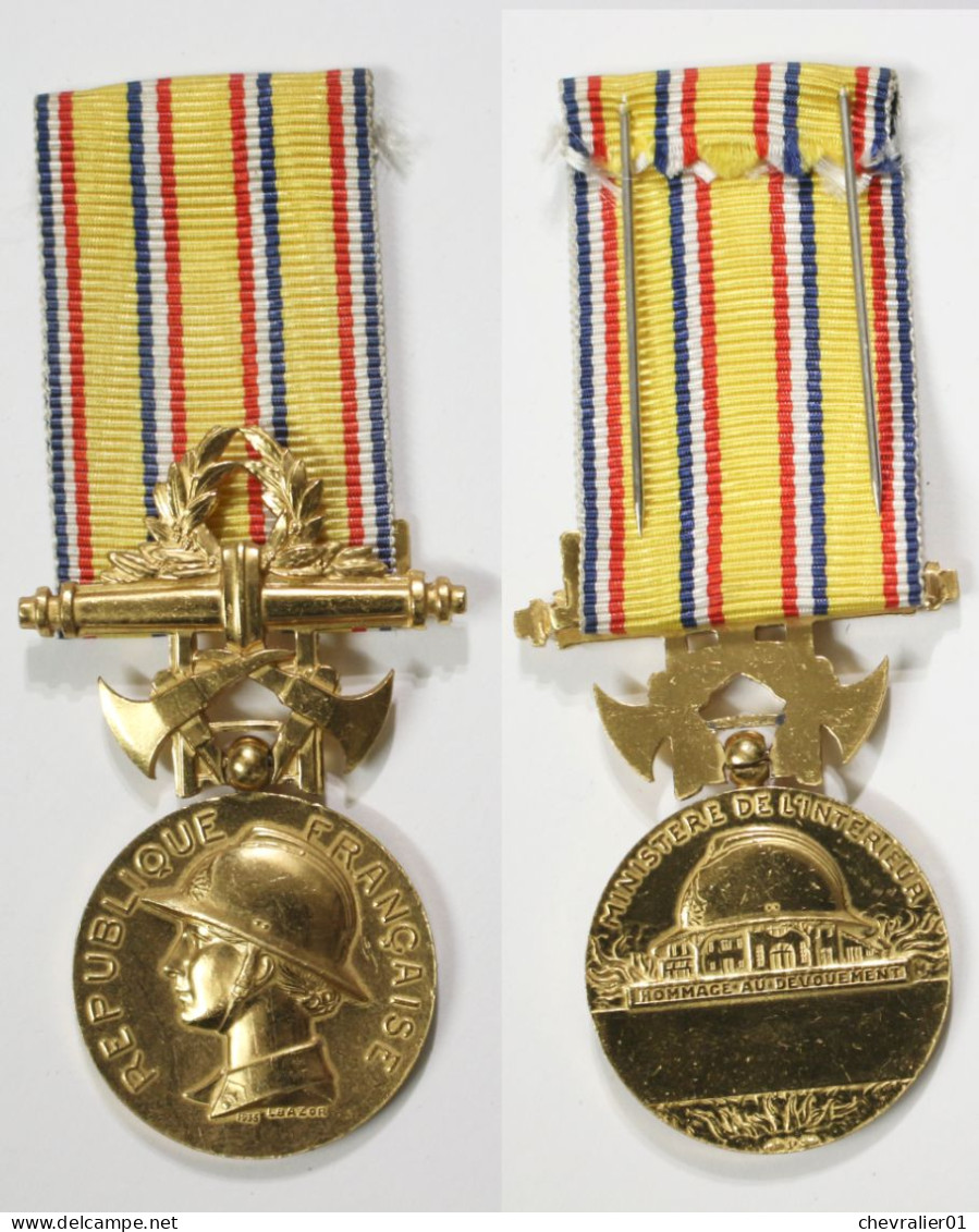 Médaille-Pompiers-FR_007a_ancienneté_2eme Modèle_Or_1935-2017_22-02-01_01 - Feuerwehr