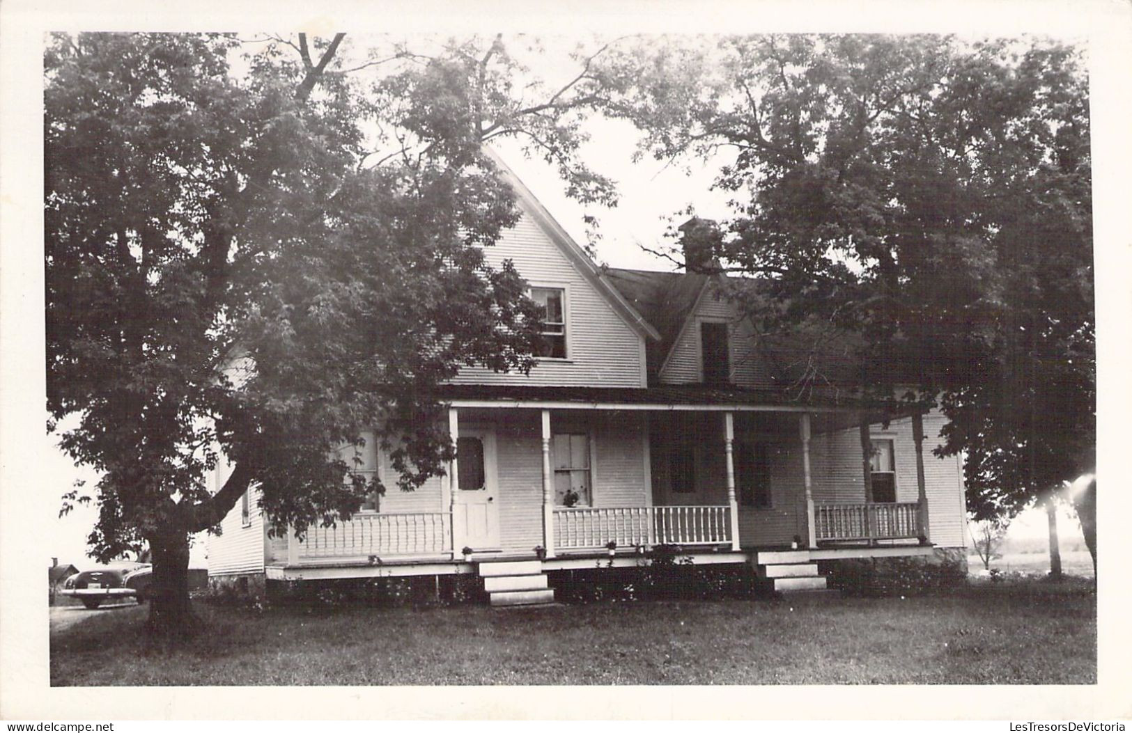 CANADA - Grande Maison Blanche - Arbres - Automobile - Carte Postale Ancienne - Ohne Zuordnung