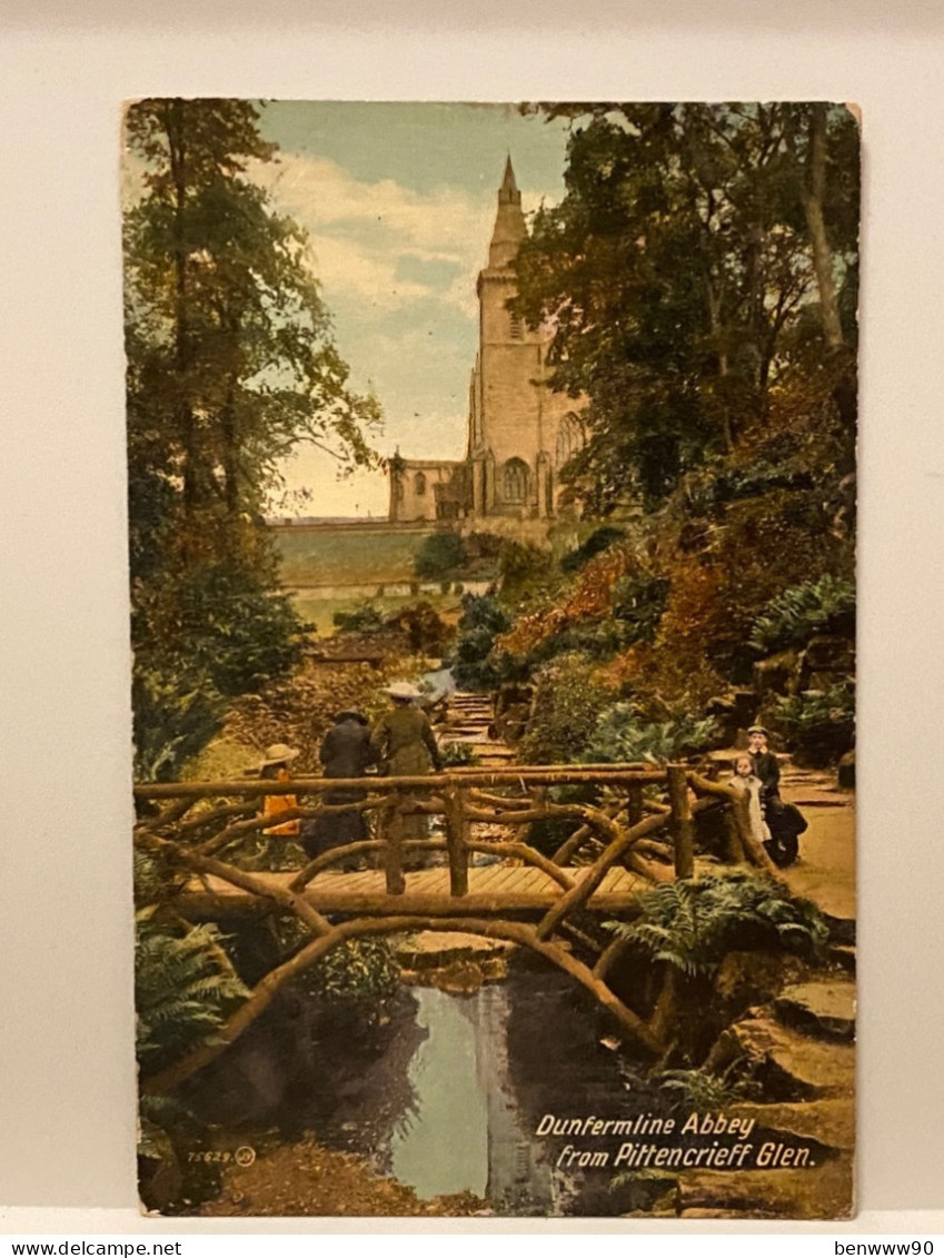 Dunfermline Abbey From Pittencrieff Glen, Fife, Scotland Postcard, VALENTINE’S - Fife