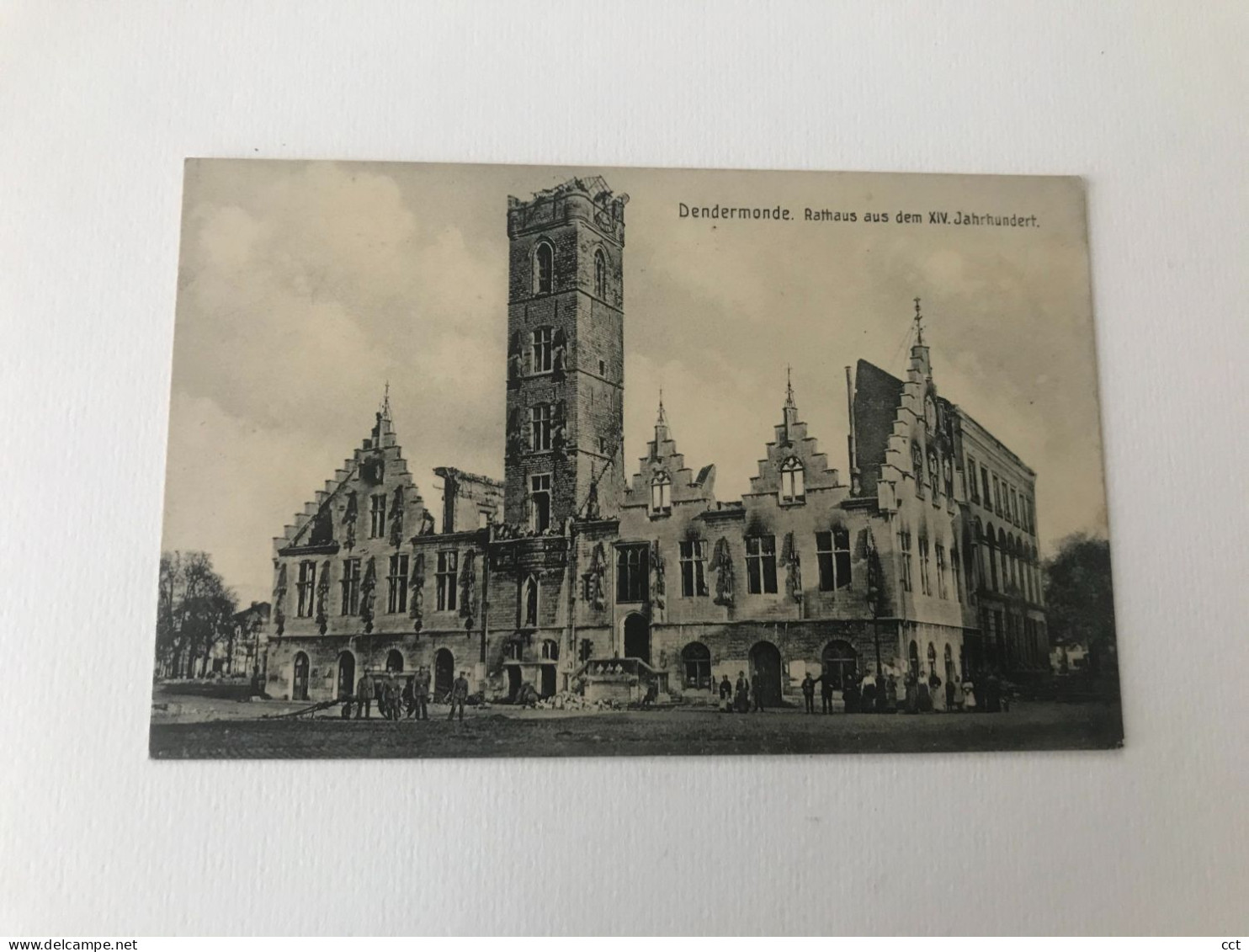 Dendermonde  Rathaus Aus Dem XIV Jahrhundert - Dendermonde