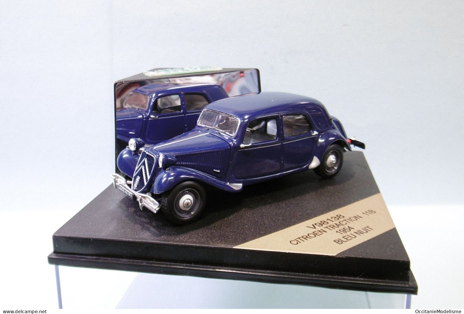 Vitesse - CITROEN TRACTION 11B 1954 Bleu Nuit Réf. V98138 BO 1/43 - Vitesse