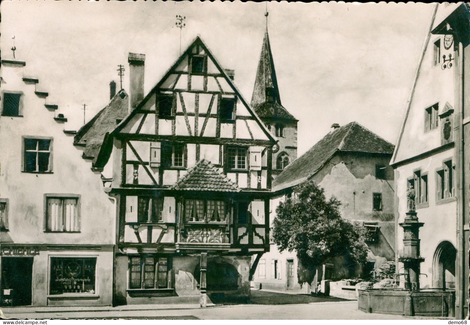 Turckheim CPA CPSM 68 Haut Rhin La Place Clocher église Colombage 1953 - Turckheim