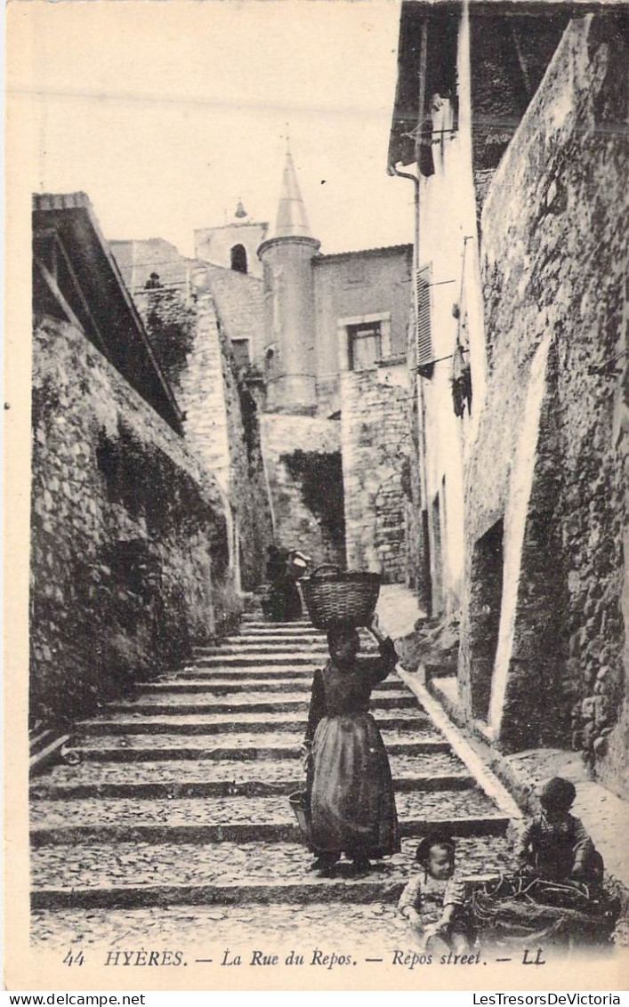 FRANCE - 83 - HYERES - La Rue Du Repos - Repos Street - LL - Carte Postale Ancienne - Hyeres