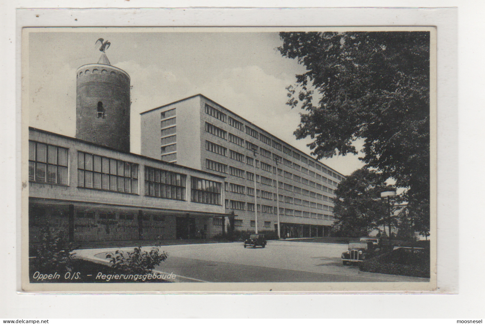 Antike Postkarte   OPPELN O./S. - REGIERUNGSGEBAUDE VON 1942 - Schlesien