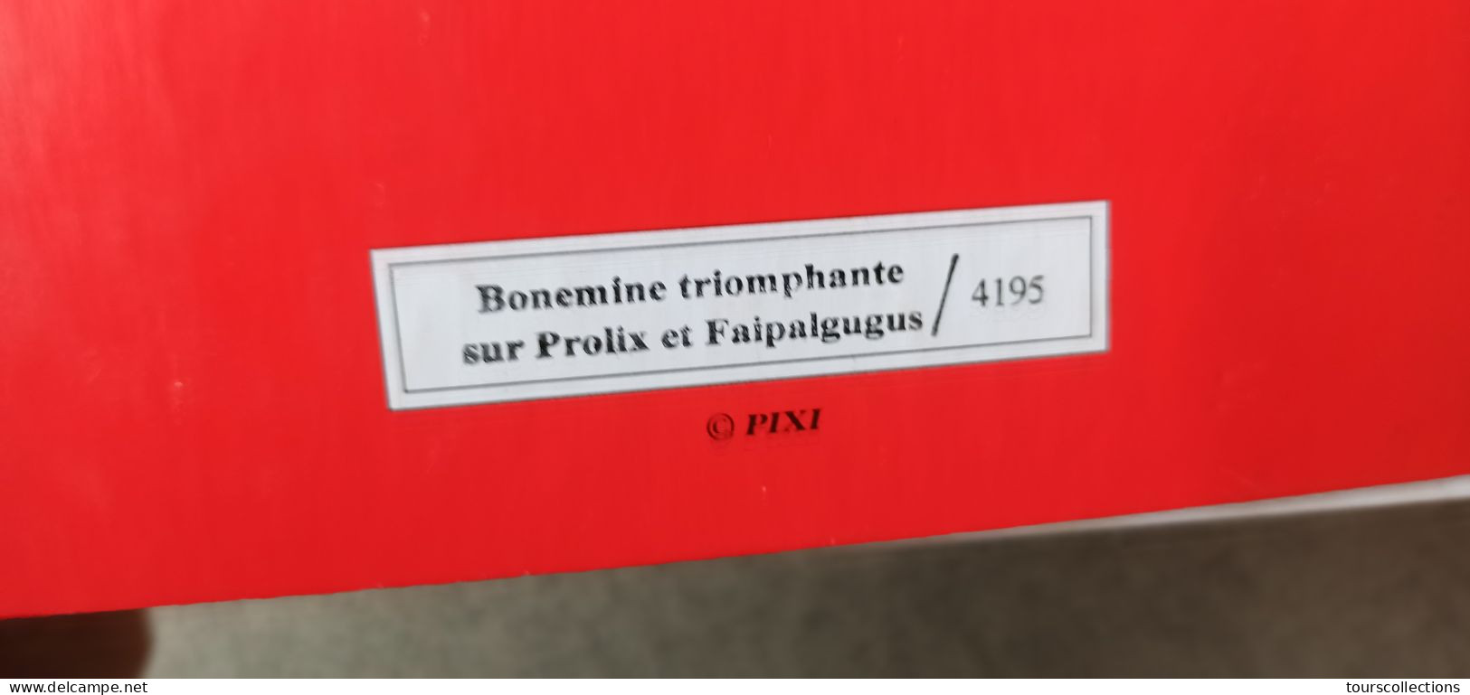 FIGURINE BD De 2004 PIXI N° 4195 : ASTERIX & OBELIX - BONEMINE Triomphante Sur Prolix Et Faipalgugus - 500 Ex. Bonnemine - Asterix & Obelix