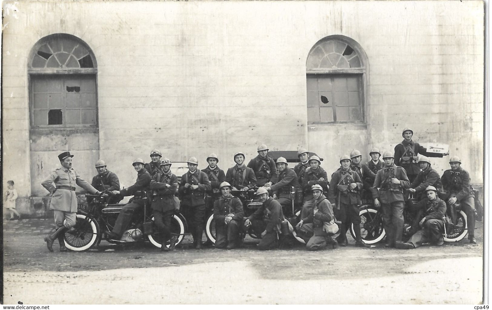 CARTE  PHOTO   MOTO      ECOLE   DE  SAUMUR - Autres & Non Classés