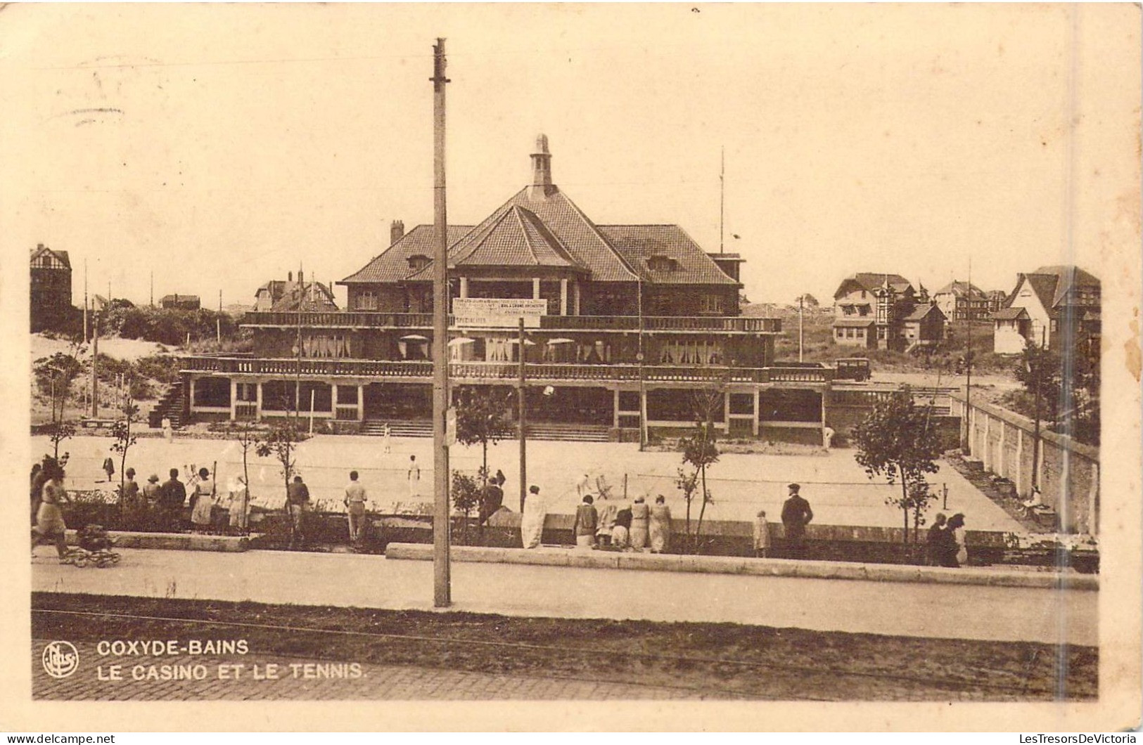 BELGIQUE - Coxyde-Bains - Le Casino Et Le Tennis - Carte Postale Ancienne - Autres & Non Classés