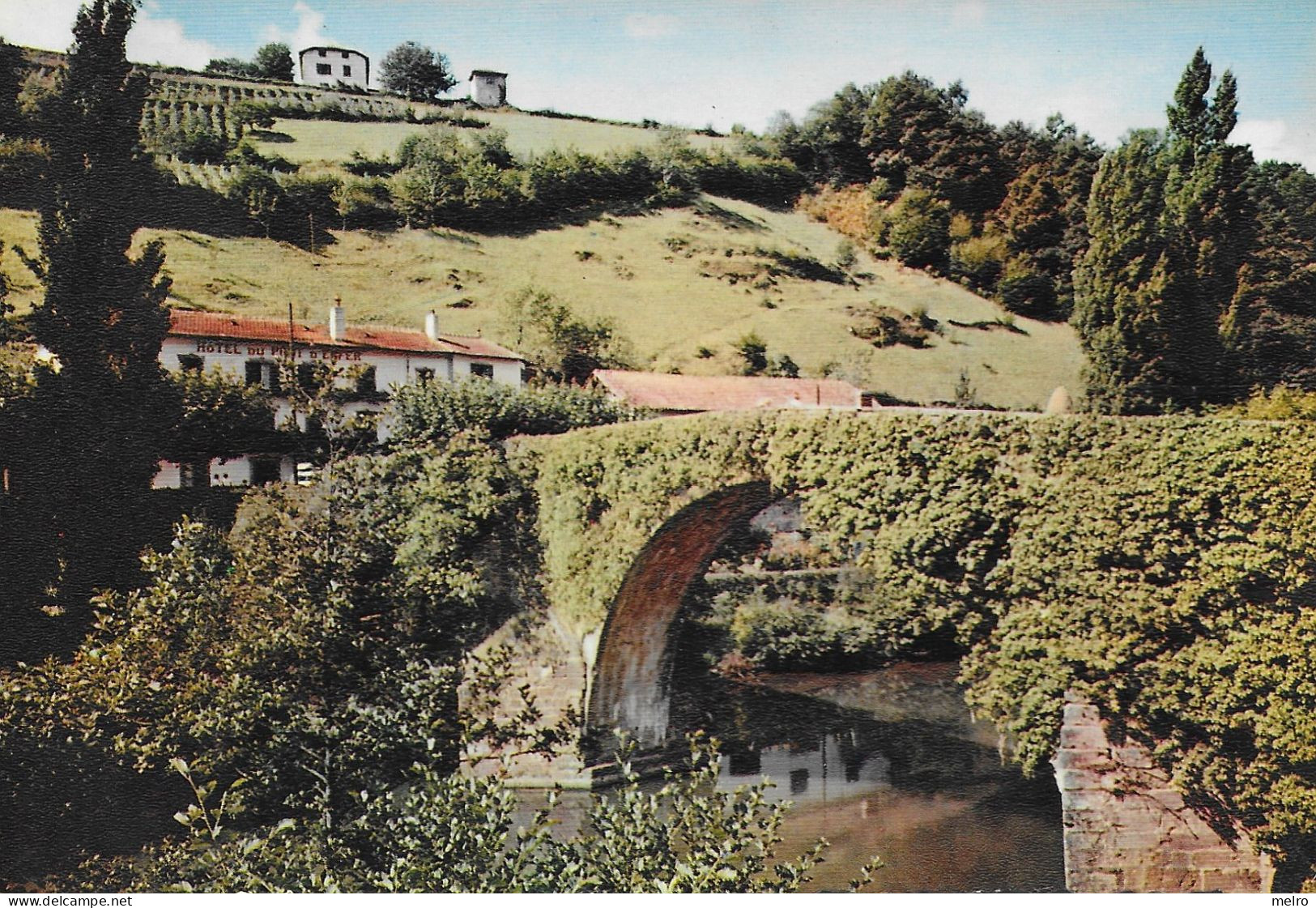 CPSM  - (64)- BIDARRAY - Vieux Pont Noblia Et Hôtel Du Pont D'Enfer (années 50-60) - Bidarray