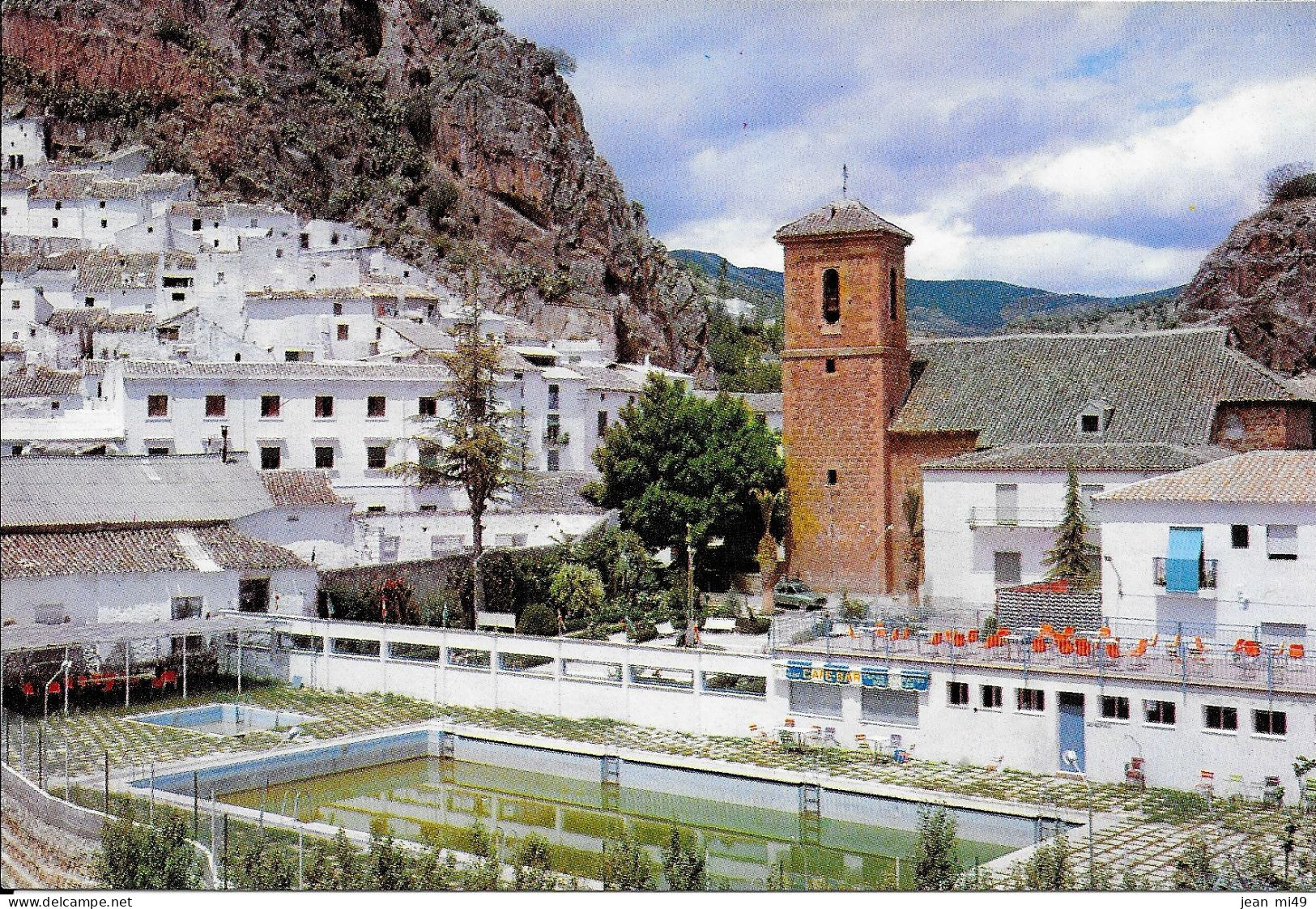 ESPAGNE - CAMBIL (jaen) - VISTA PANORAMICA DE PISCINA MUNICIPAL - IGLESIA PARROQUIAL - Jaén