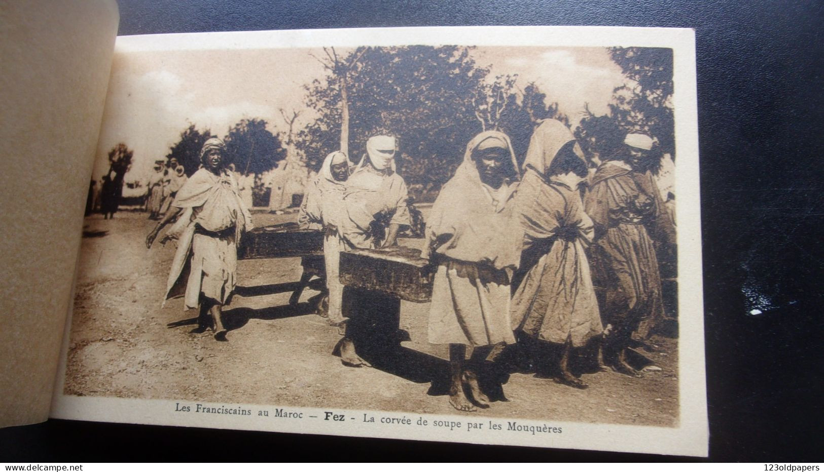 RARE CARNET 24 CP AU MAROC SOUS LES PLIS DRAPEAU FRANCAIS FRANSISCAINS FEZ RABAT MARRAKECH TAROUDANT MEKNES... - Sonstige & Ohne Zuordnung