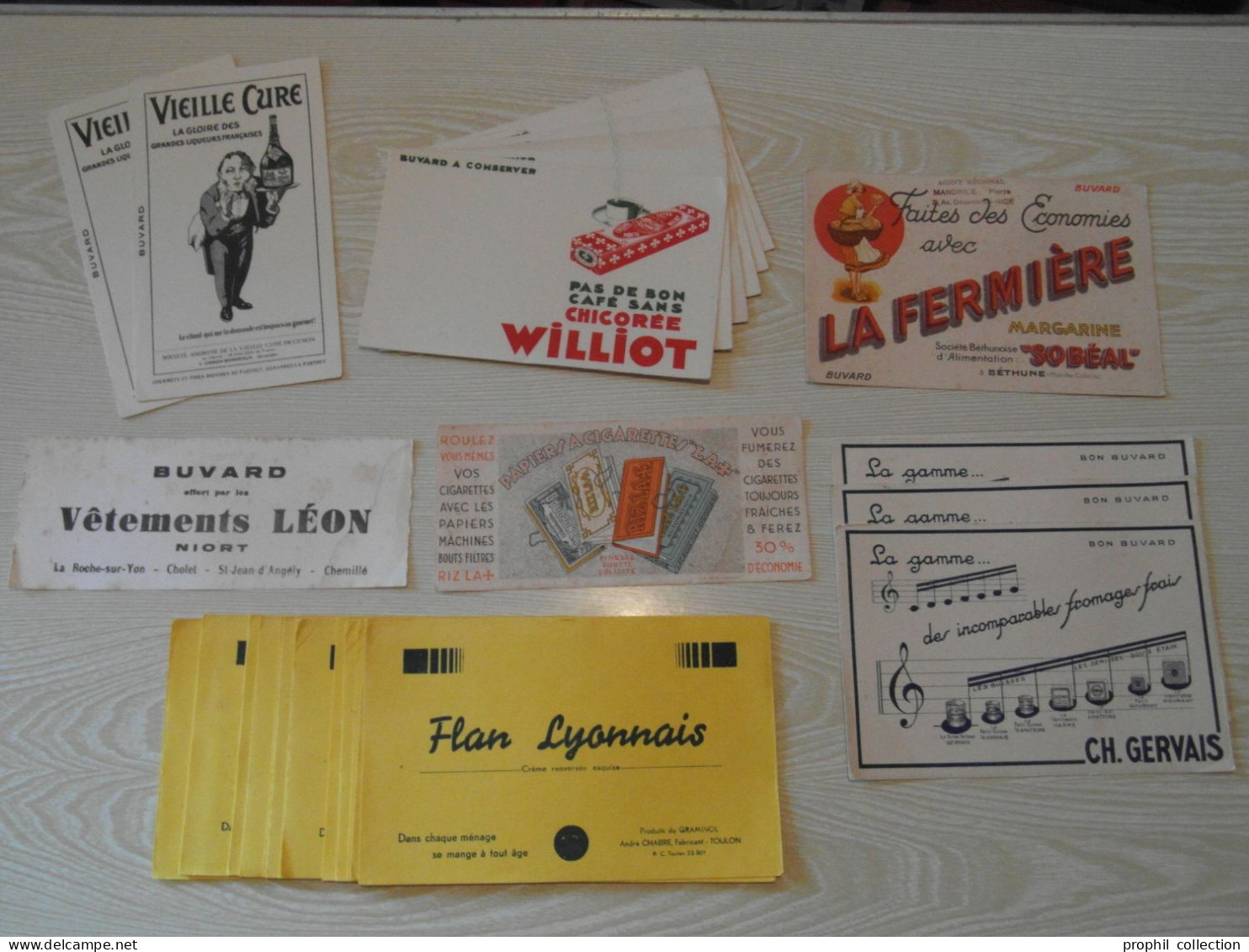 LOT D'ENVIRON 30 BUVARDS (DONT MULTIPLES) FLAN LYONNAIS (TOULON) VIEILLE CURE CHICORÉE WILLIOT LEON (NIORT) RIZLA GERVAI - Colecciones & Series