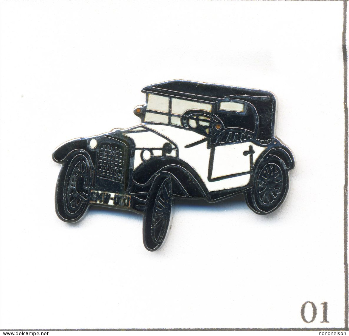 Pin's Automobile - BMW / Modèle Dixi 3/15 PS DA 1 (1928). Non Estampillé. EGF. T933-01 - BMW