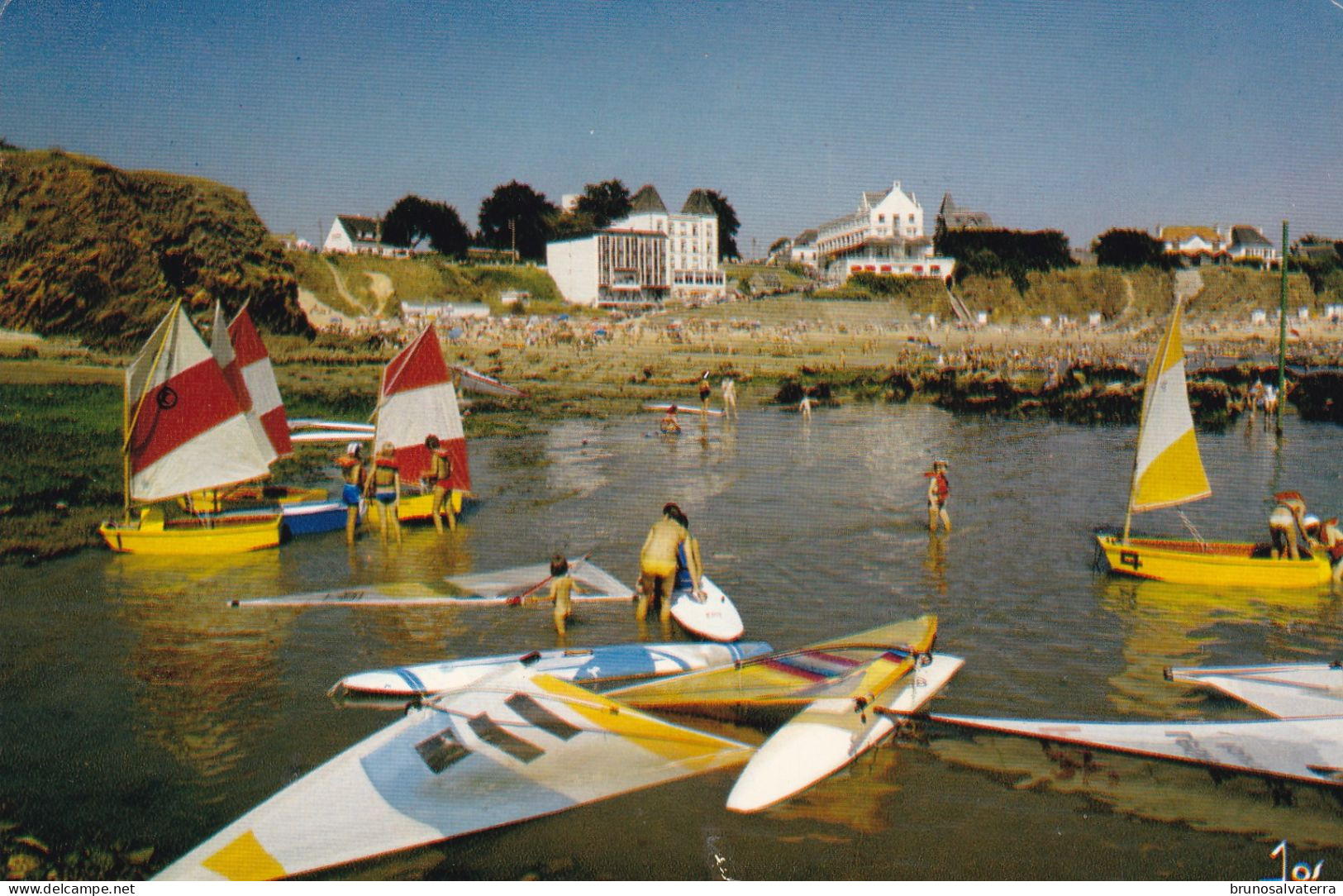 LE POULDU - Le Centre Nautique Et La Plage - Le Pouldu