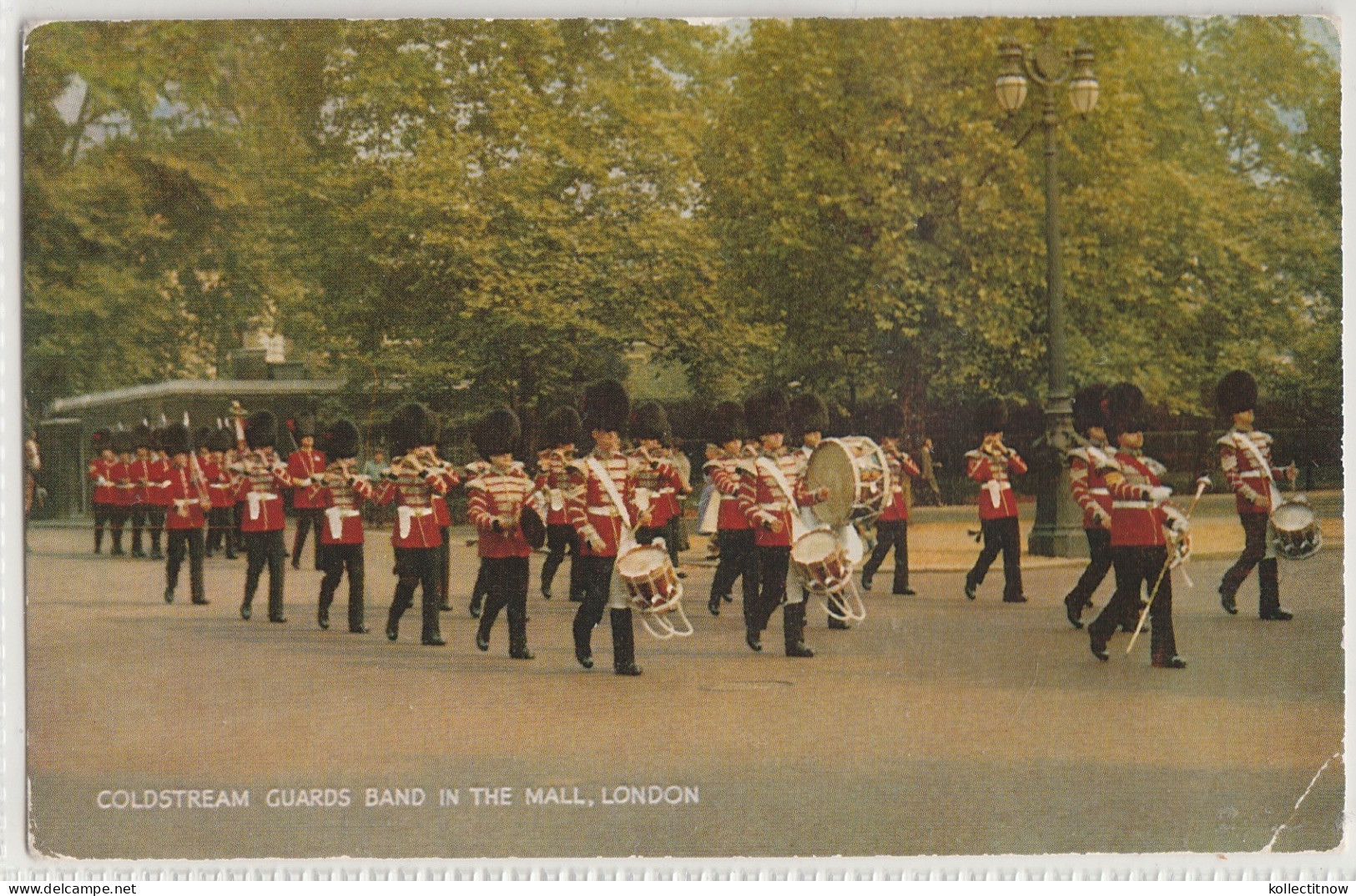 COLDSTREAM GUARDS BAND IN THE MALL - LONDON - Whitehall