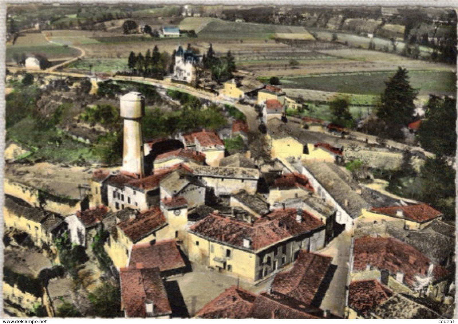 LAROQUE TIMBAUT  PLACE DE L'HORLOGE ET LE CHATEAU - Laroque Timbault