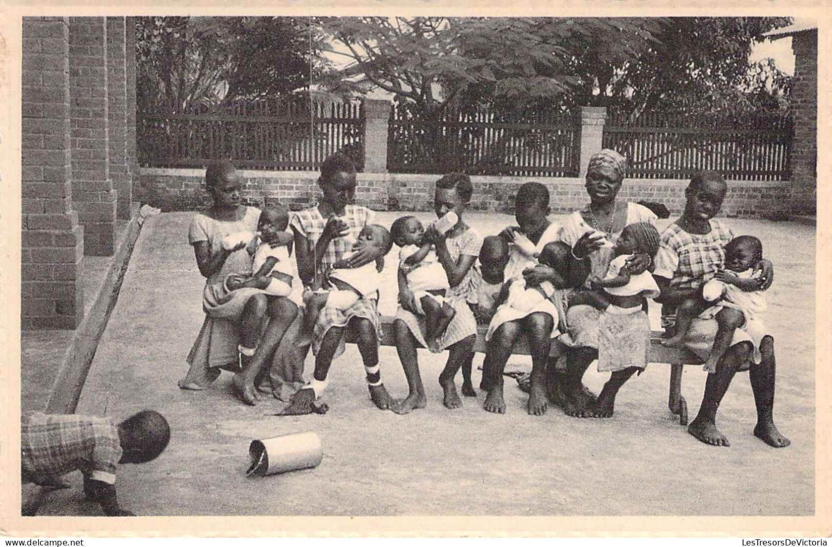 CONGO - MANGEMBO - Missions Des Filles De Marie De Pesches - Ah Le Bon Lait - Carte Postale Animée - Altri & Non Classificati