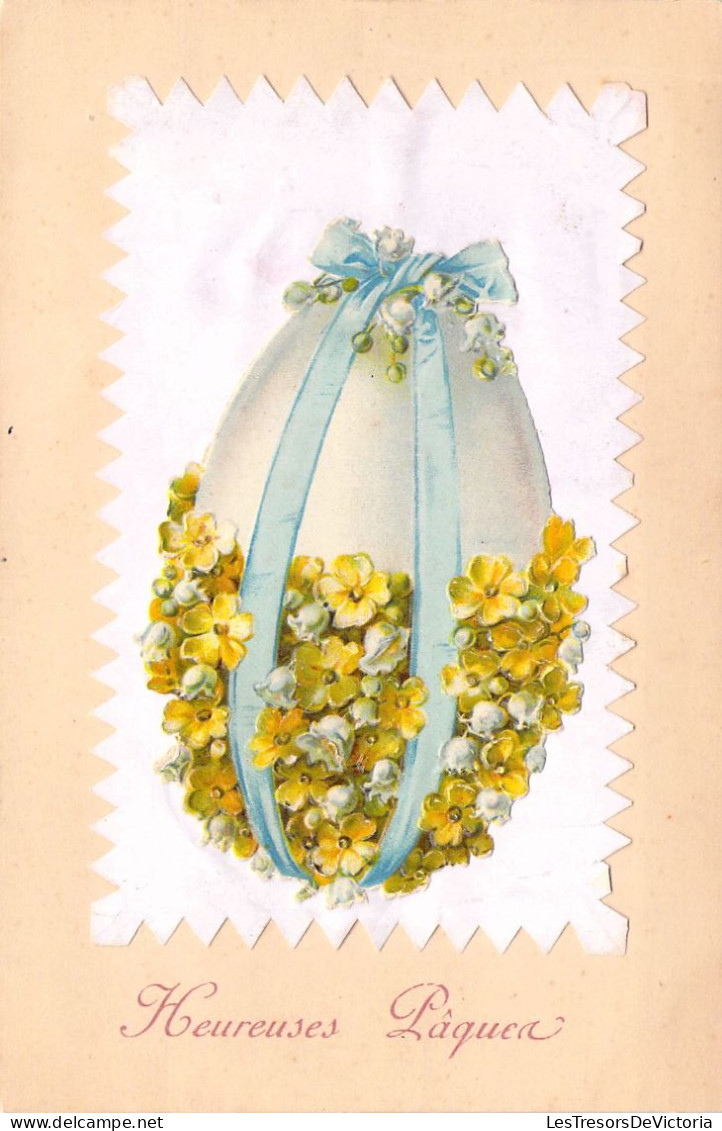 Pâques - Oeuf Décoré De Fleurs Jaunes Et Ruban Bleu - Carte Postale Animée - Easter