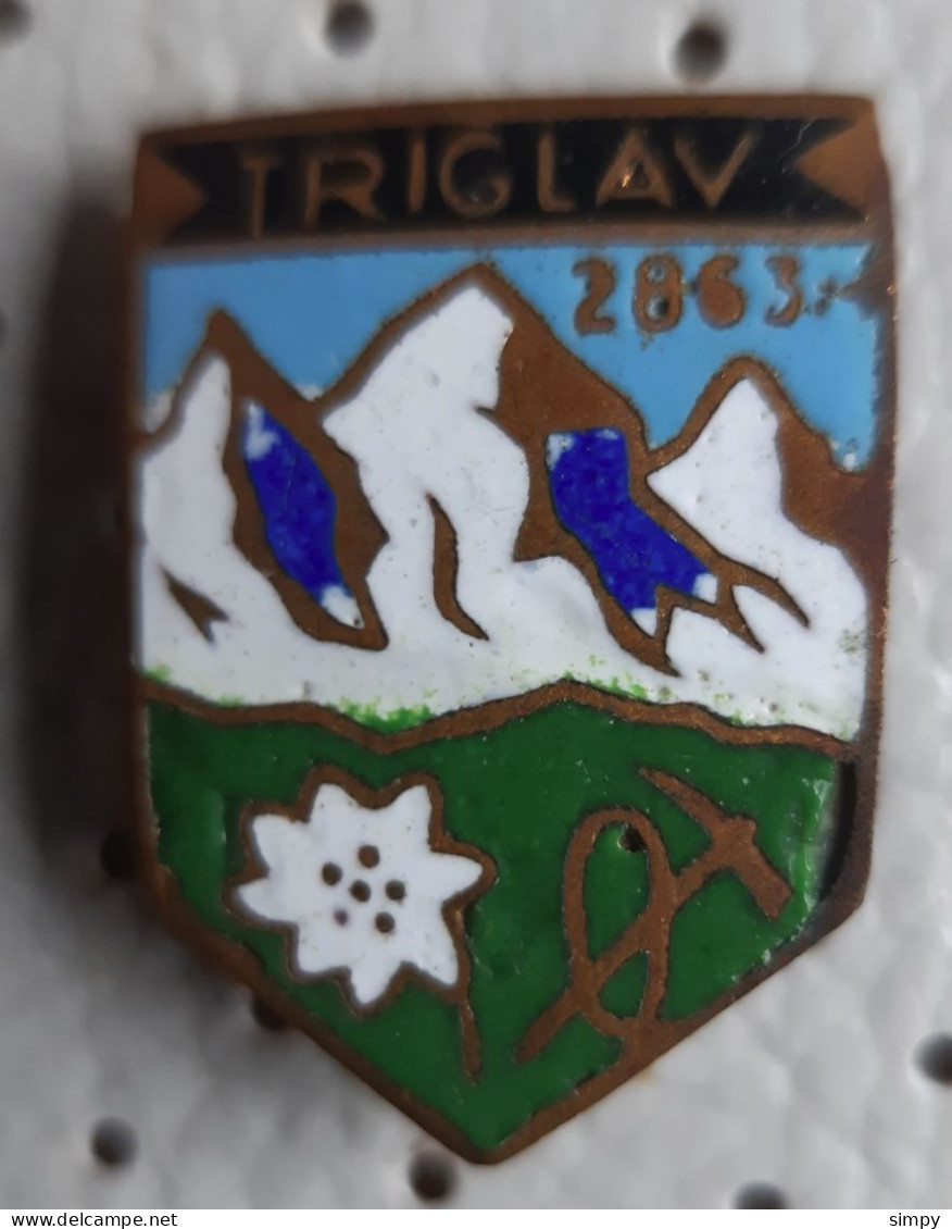 Triglav 2863m Alpinism, Mountaineering Slovenia Vintage Enamel  Pin - Alpinismus, Bergsteigen